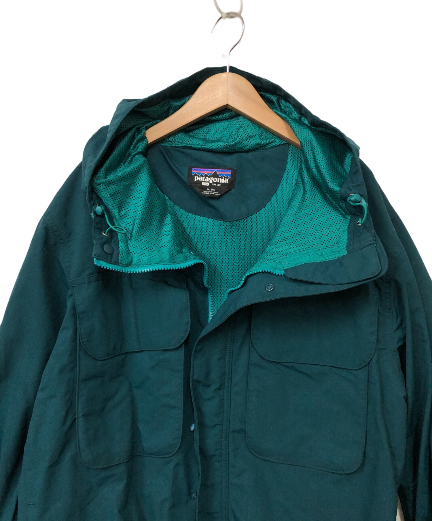 patagonia / マウンテンパーカ/S/ポリエステル/グリーン/無地/26505SP22 中古・古着通販】Patagonia (パタゴニア) マウンテンパーカー グリーン