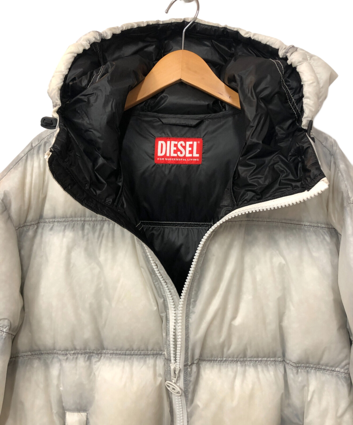 DIESEL ディーゼルダウンジャケット 中古・古着通販】DIESEL (ディーゼル) ダウンジャケット ベージュ