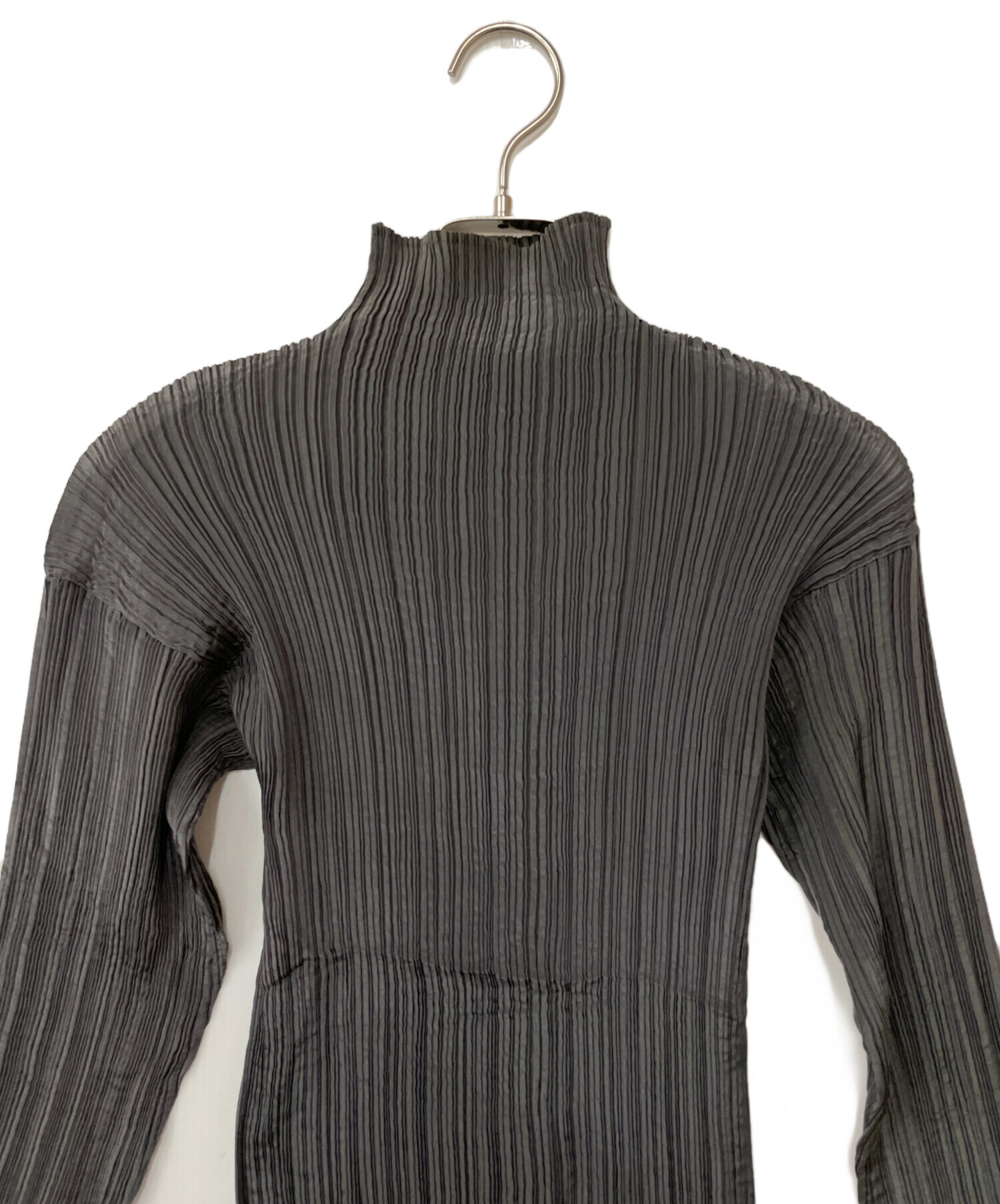 中古・古着通販】ISSEY MIYAKE (イッセイミヤケ) プリーツカットソー