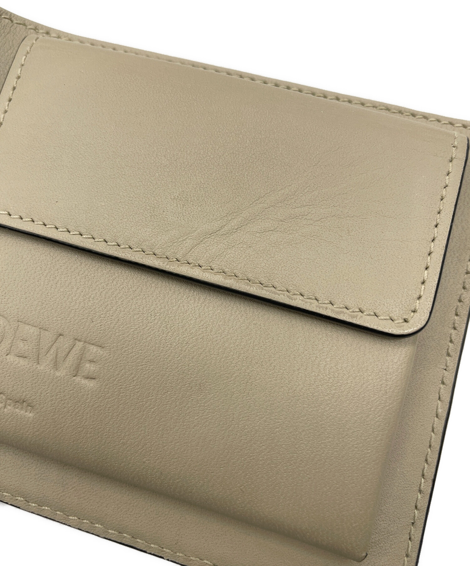 中古・古着通販】LOEWE (ロエベ) 2つ折り財布 アイボリー｜ブランド