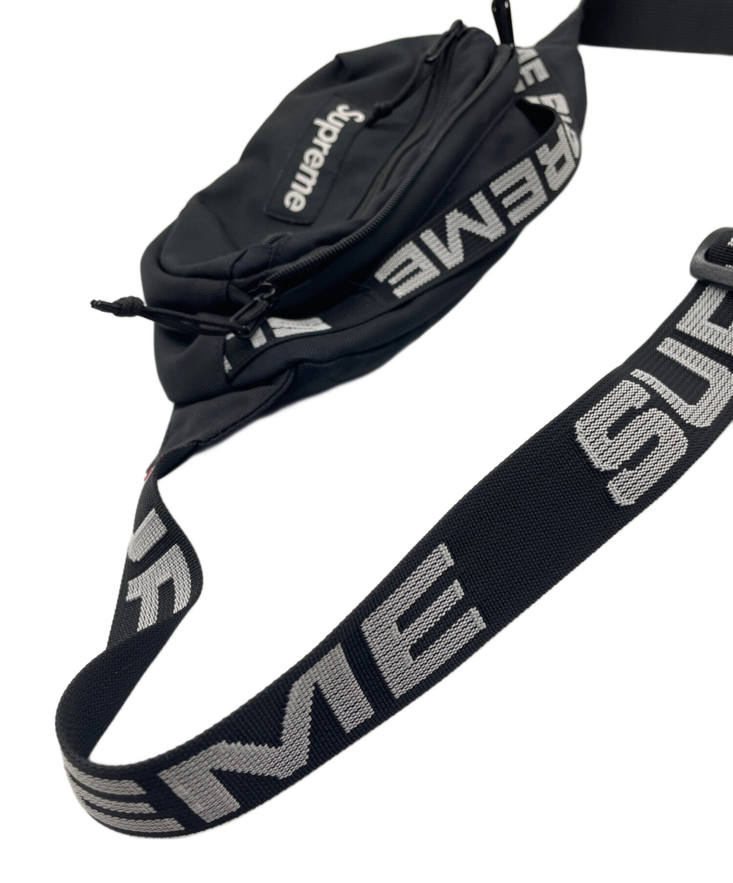Supreme ウエストバッグ 美品 中古・古着通販】SUPREME (シュプリーム) ウエストバッグ ブラック