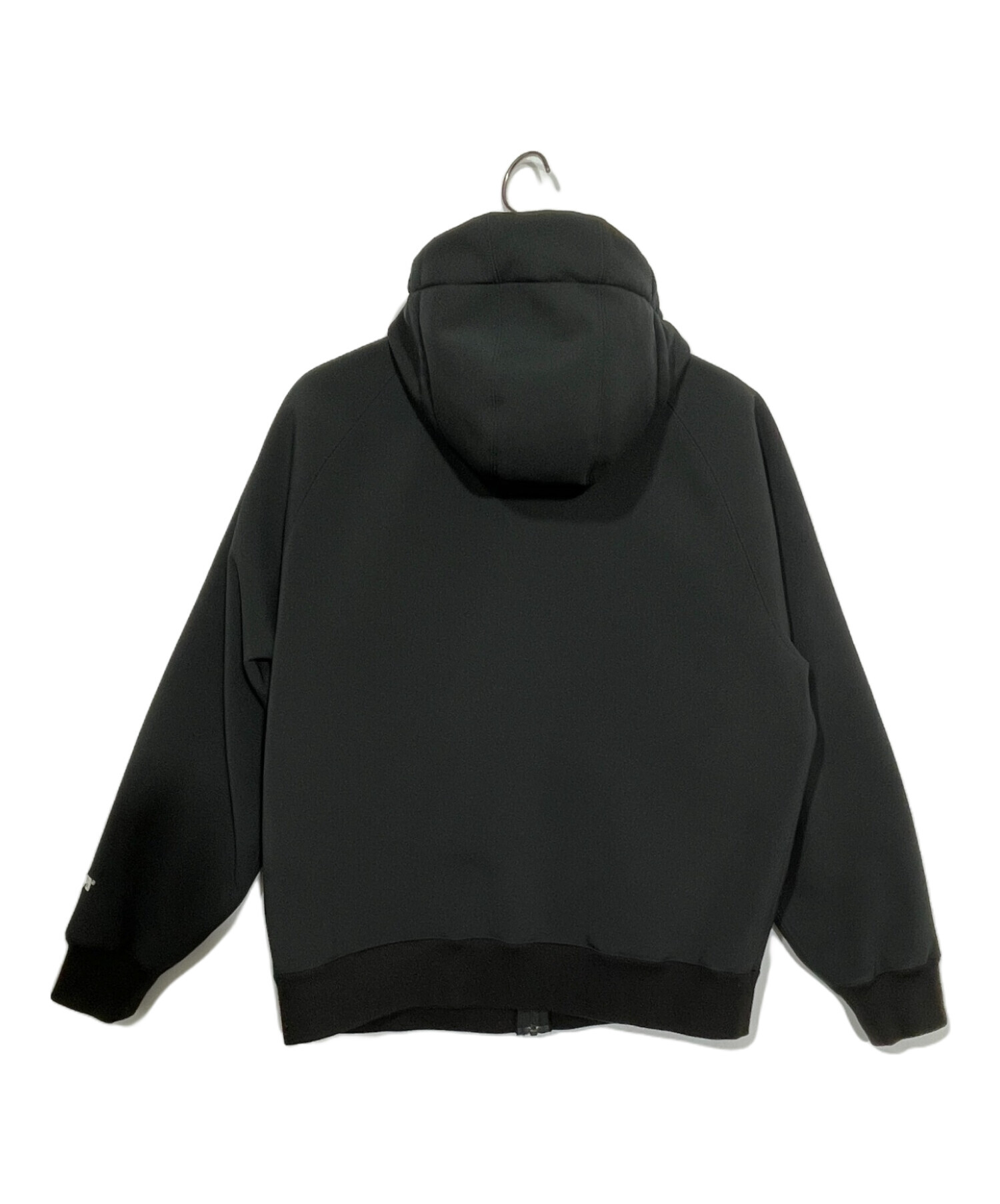 Supreme ブラック パーカー Mサイズ 【サイズ比較】Supremeのパーカー 