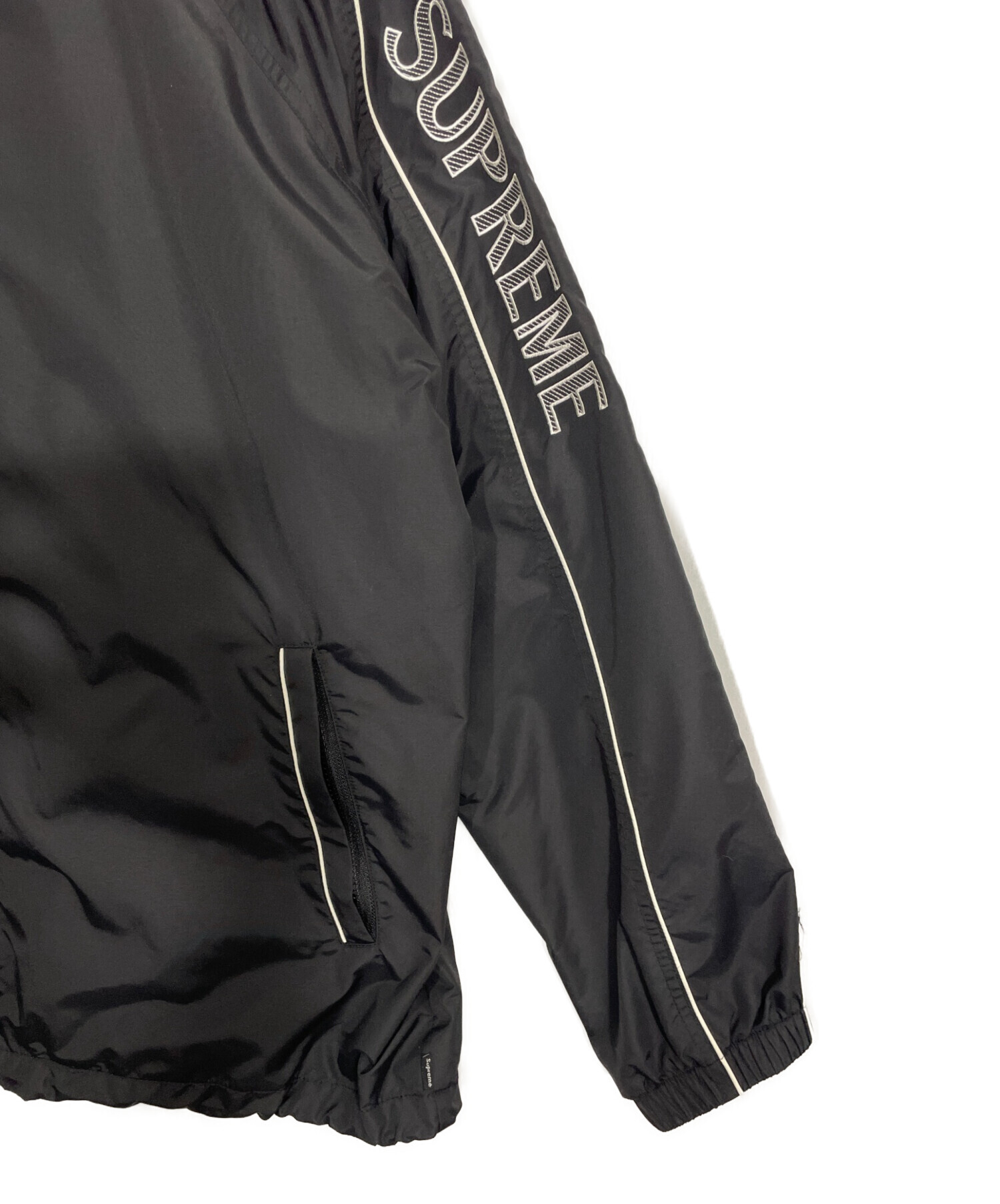 Supreme ウィンドブレーカー L ブラック 中古・古着通販】SUPREME (シュプリーム) ストライプロゴウインド