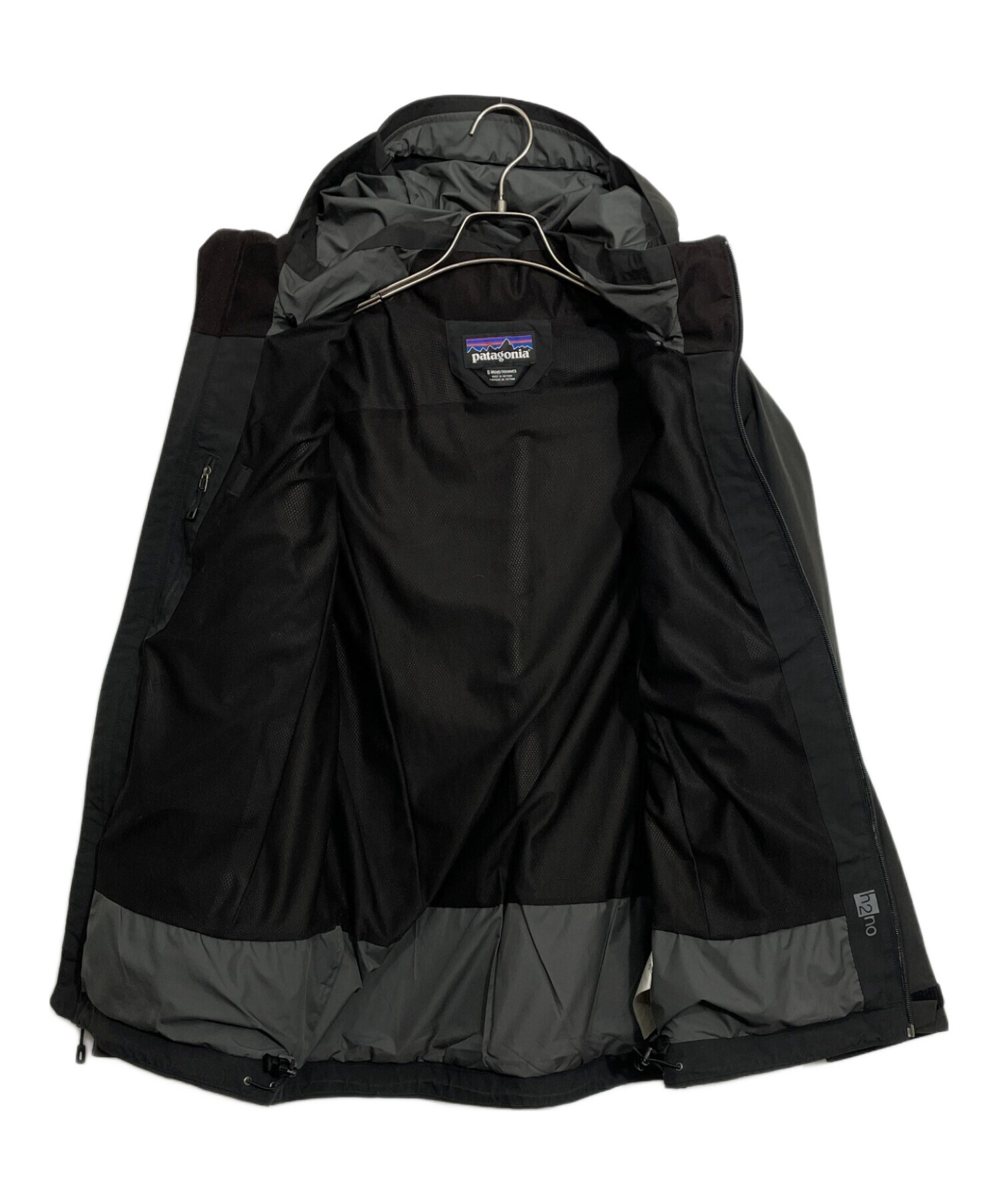 patagonia ブラック マウンテンパーカー S 美品 中古・古着通販】Patagonia (パタゴニア) マウンテンパーカー ブラック