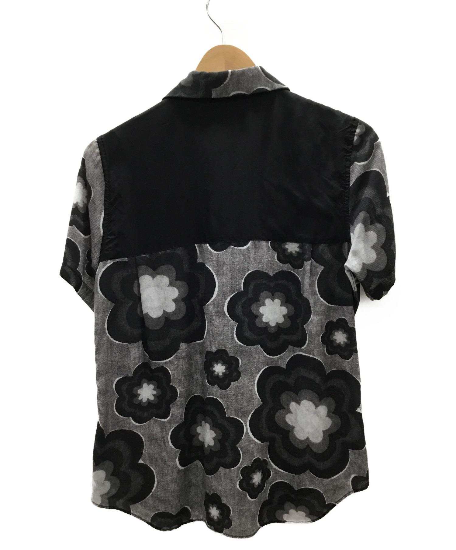 新品未使用COMME des GARÇONS BLACK 半袖シャツ XS 中古・古着通販】BLACK COMME des GARCONS (ブラックコムデギャルソン