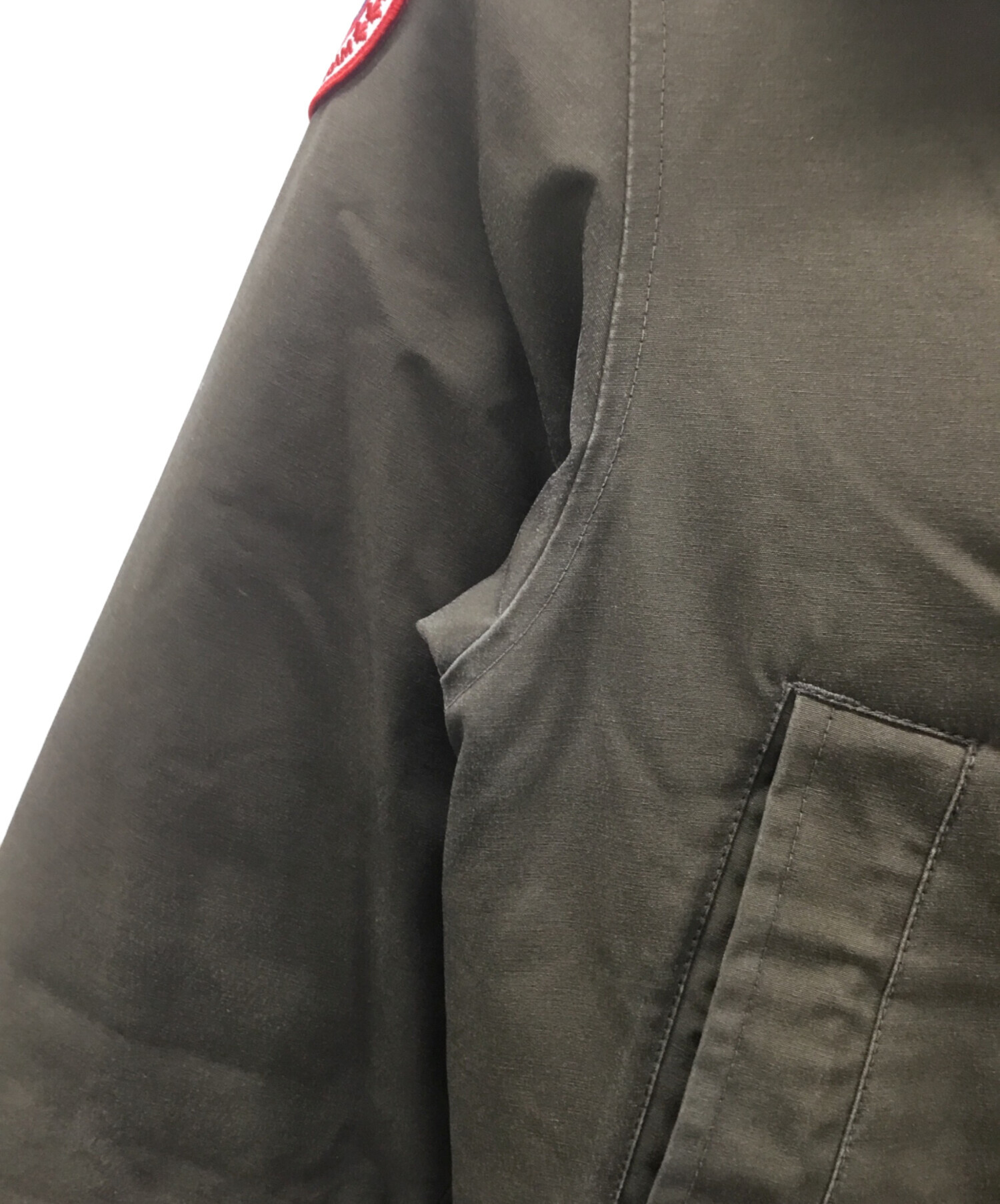 中古・古着通販】CANADA GOOSE (カナダグース) ラブラドール 中古・古着通販】CANADA GOOSE (カナダグース) ラブラドール