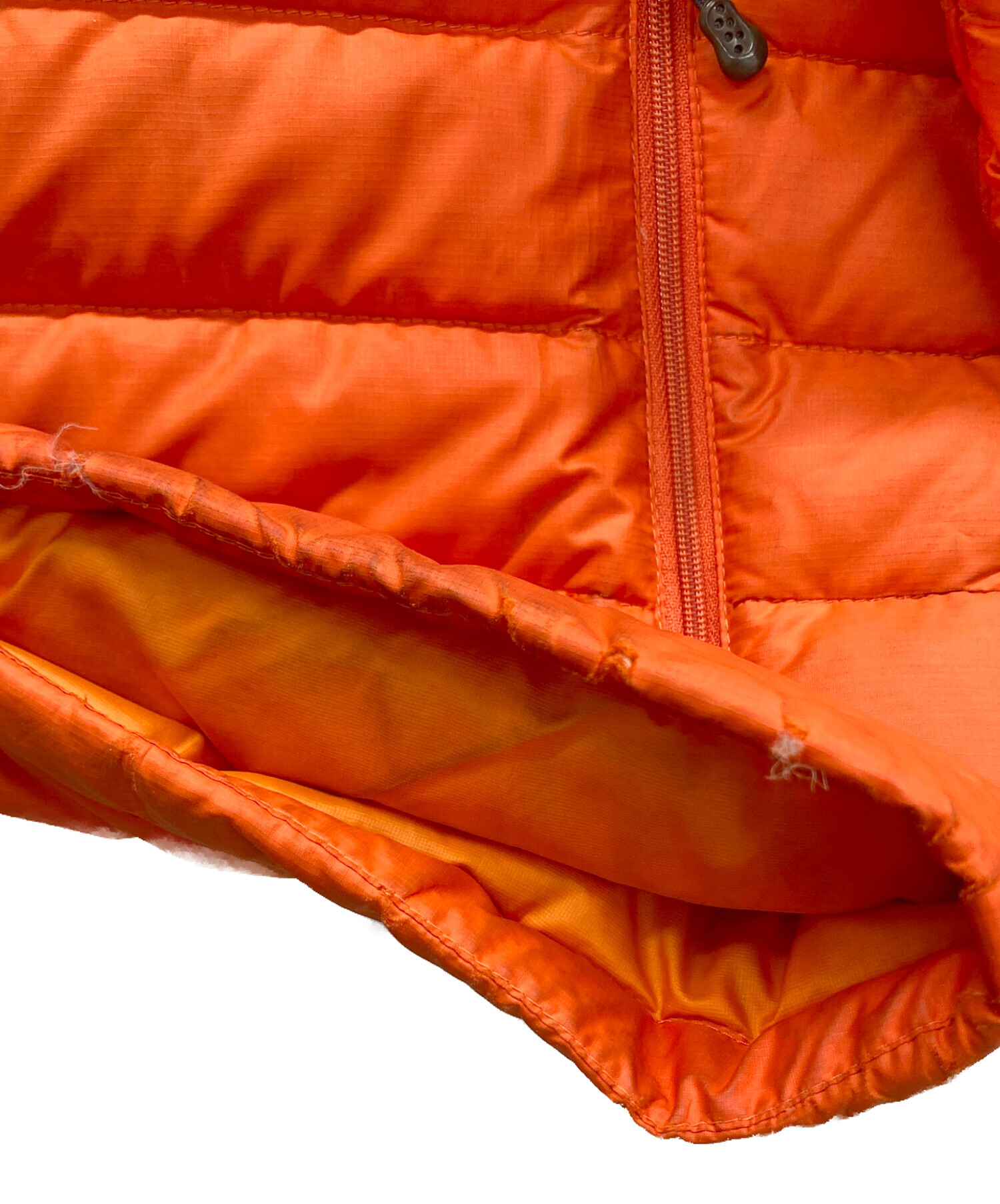 中古・古着通販】Patagonia (パタゴニア) ダウンジャケット オレンジ