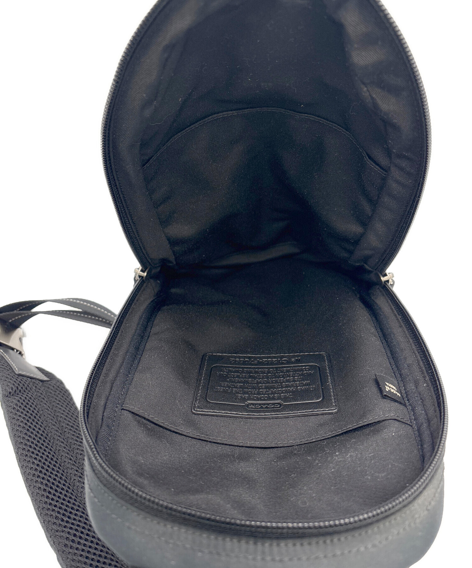y*o様 コーチ　ボディバック　未使用品 中古・古着通販】COACH (コーチ) ボディバッグ グレー｜ブランド・古着