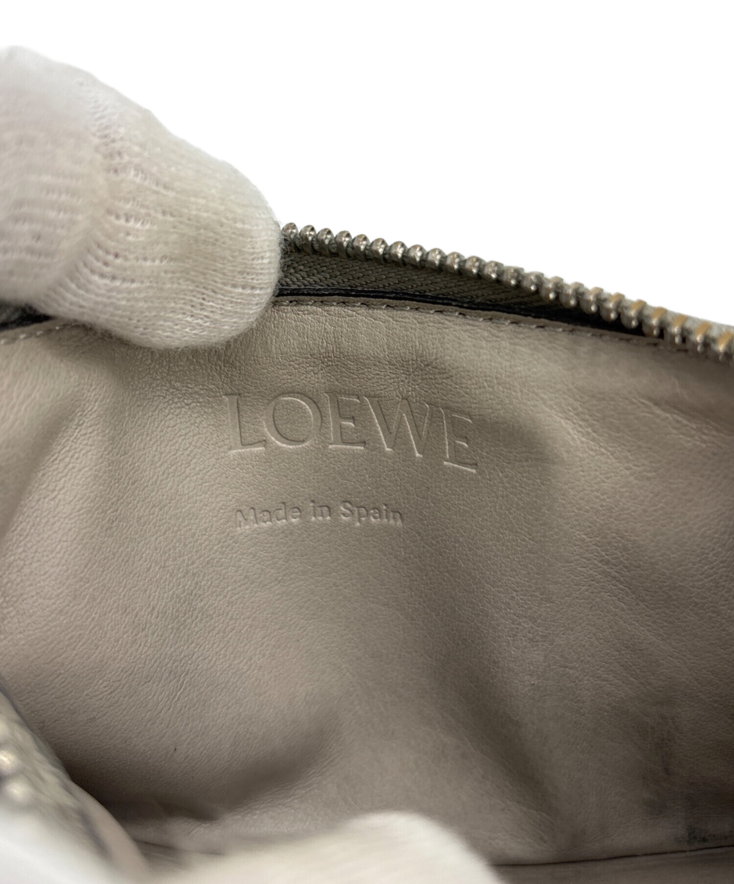 中古・古着通販】LOEWE (ロエベ) フラグメントケース グレー×グリーン