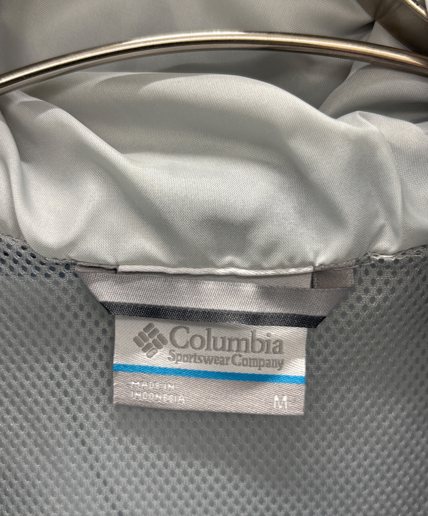 中古・古着通販】Columbia (コロンビア) ナイロンパーカー ネイビー