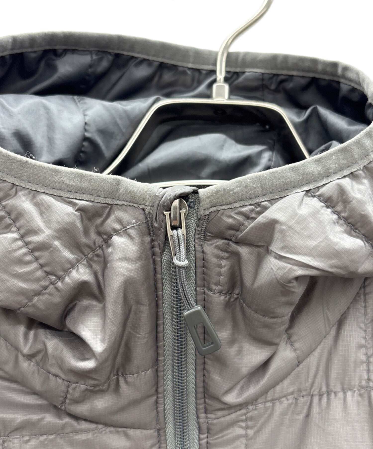 中古・古着通販】Patagonia (パタゴニア) ナノパフフーディー グレー