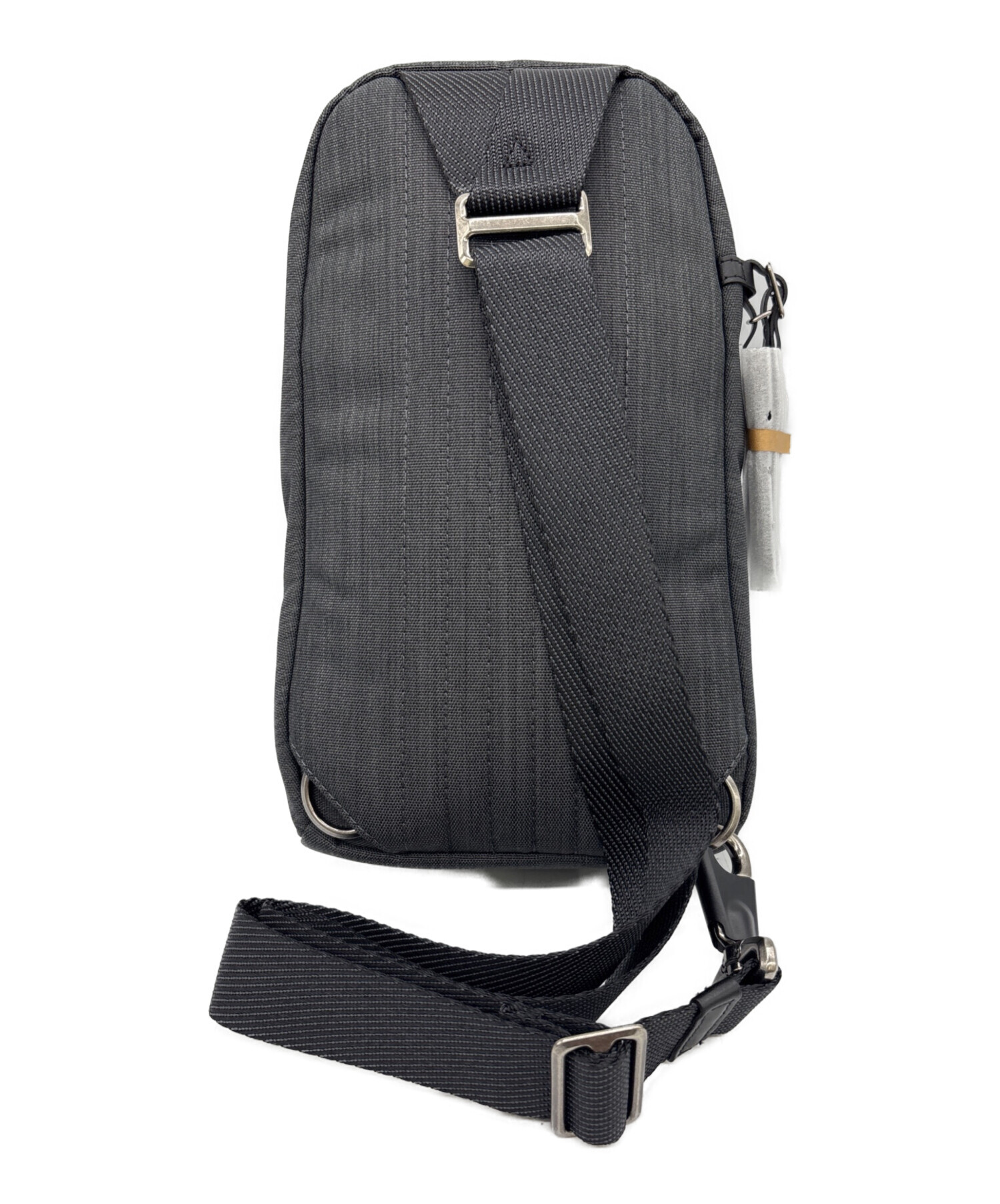 中古・古着通販】TUMI (トゥミ) fife slim sling bag ブラック 未使用