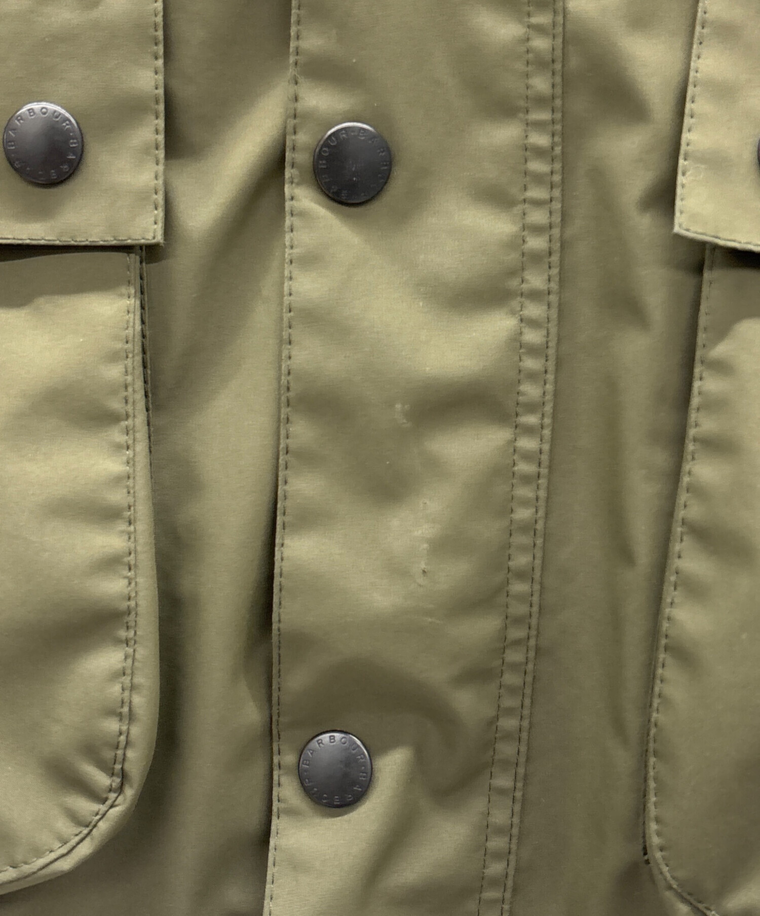 Barbour ジャケット 38サイズ オリーブ 中古・古着通販】Barbour (バブアー) フーデッドジャケット オリーブ