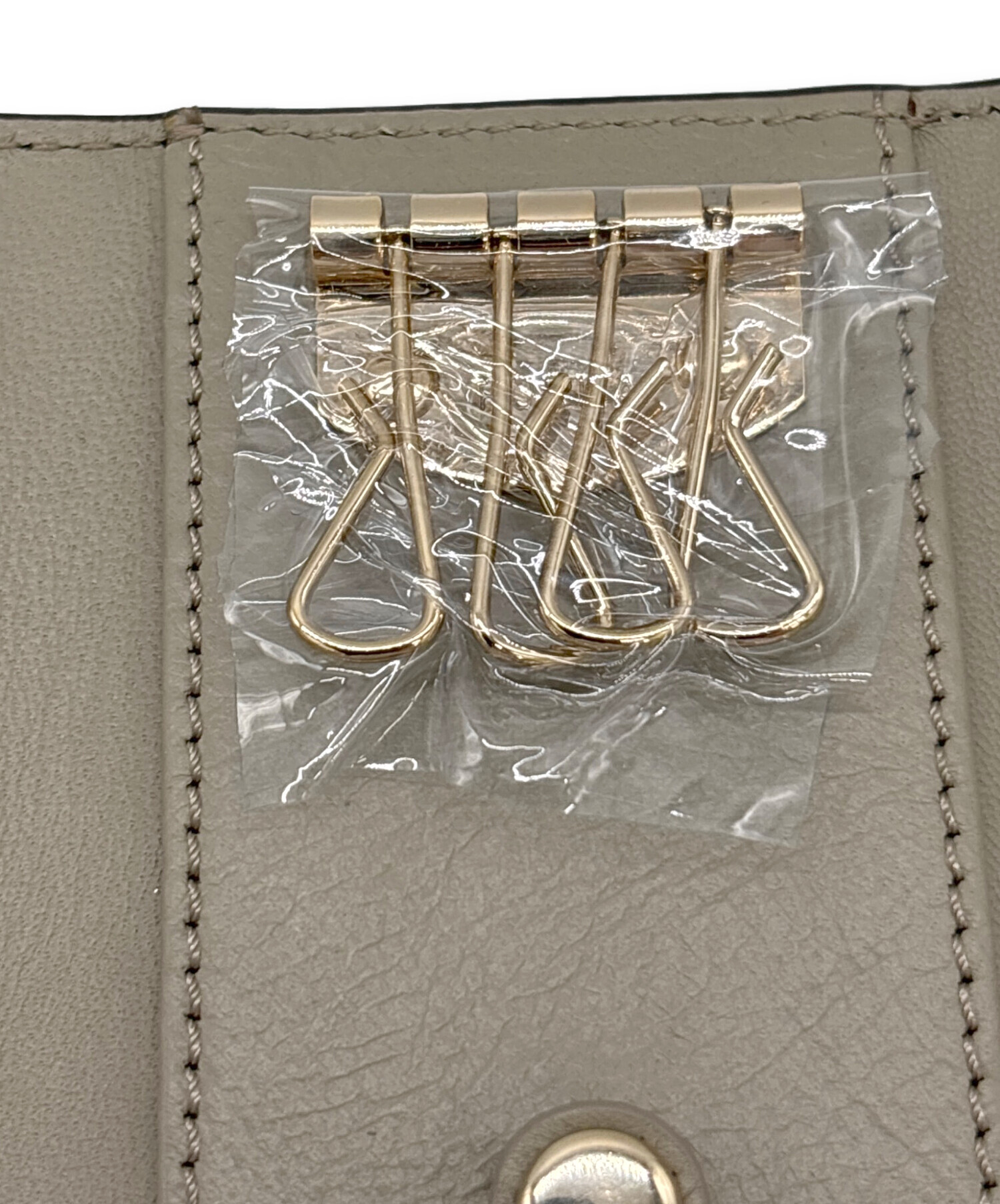 中古・古着通販】FURLA (フルラ) キーケース グレー｜ブランド・古着