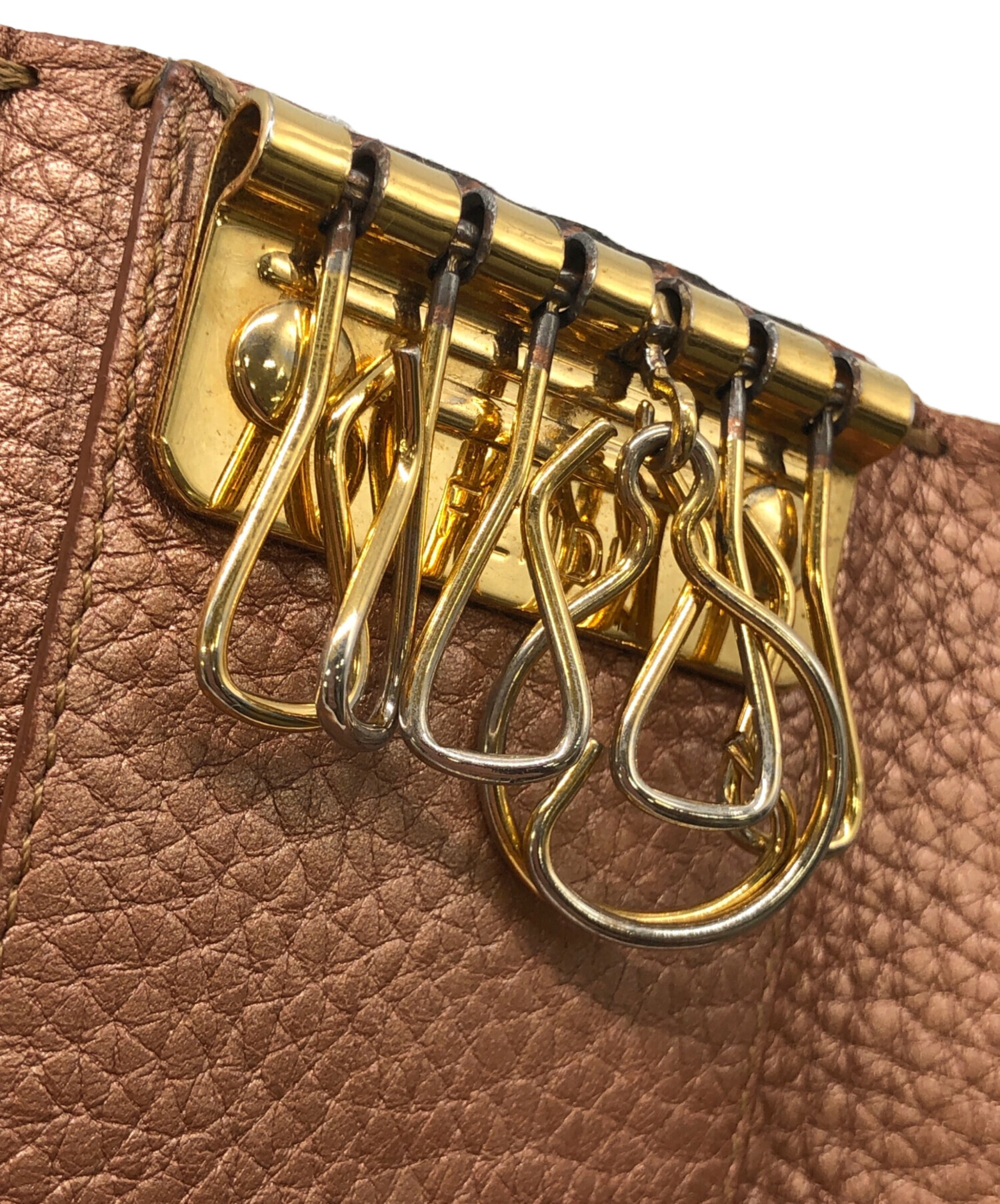 中古・古着通販】FENDI (フェンディ) 6連キーケース ピンク｜ブランド
