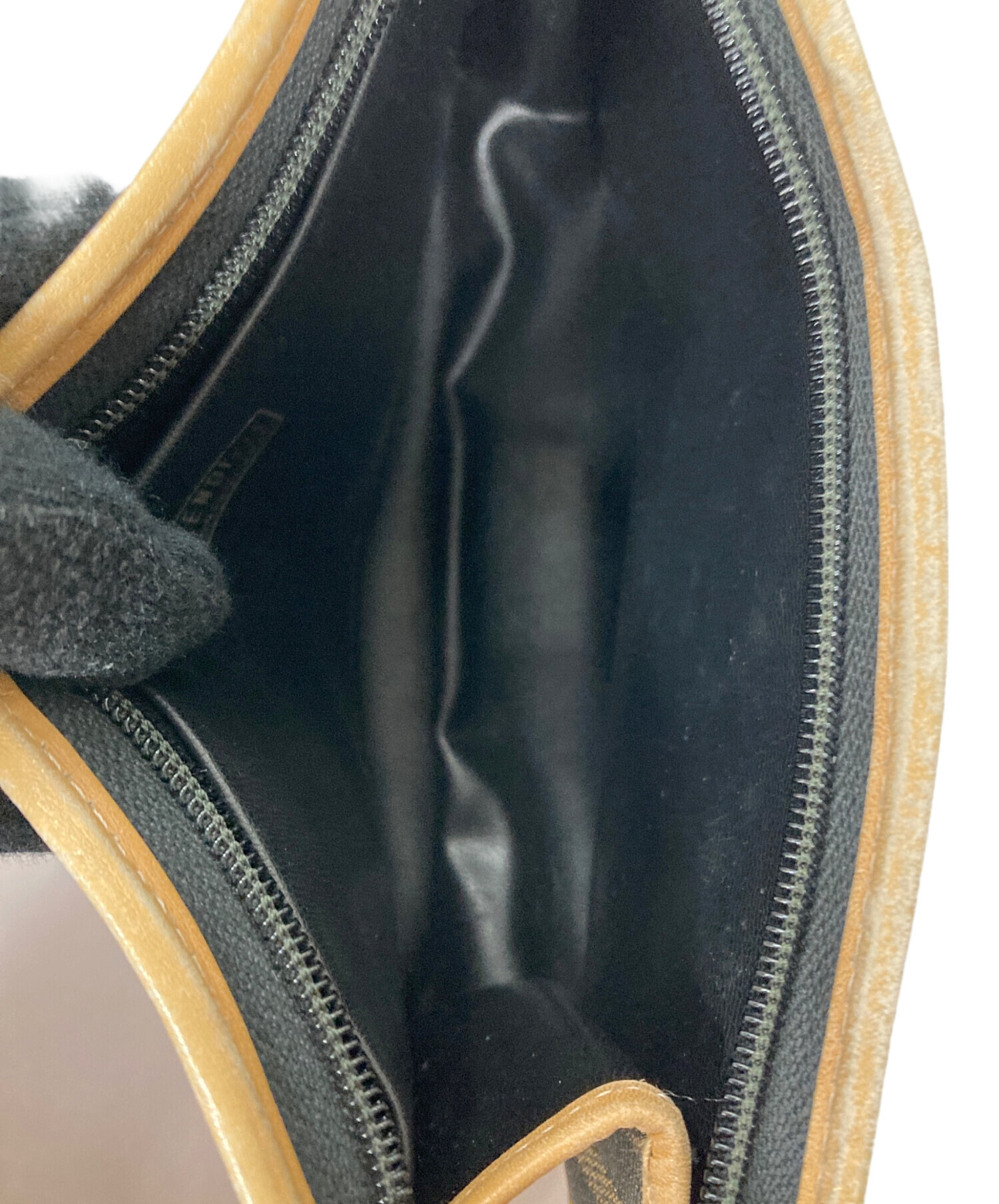 中古・古着通販】FENDI (フェンディ) ポーチ ズッカ柄 サイズ:実寸