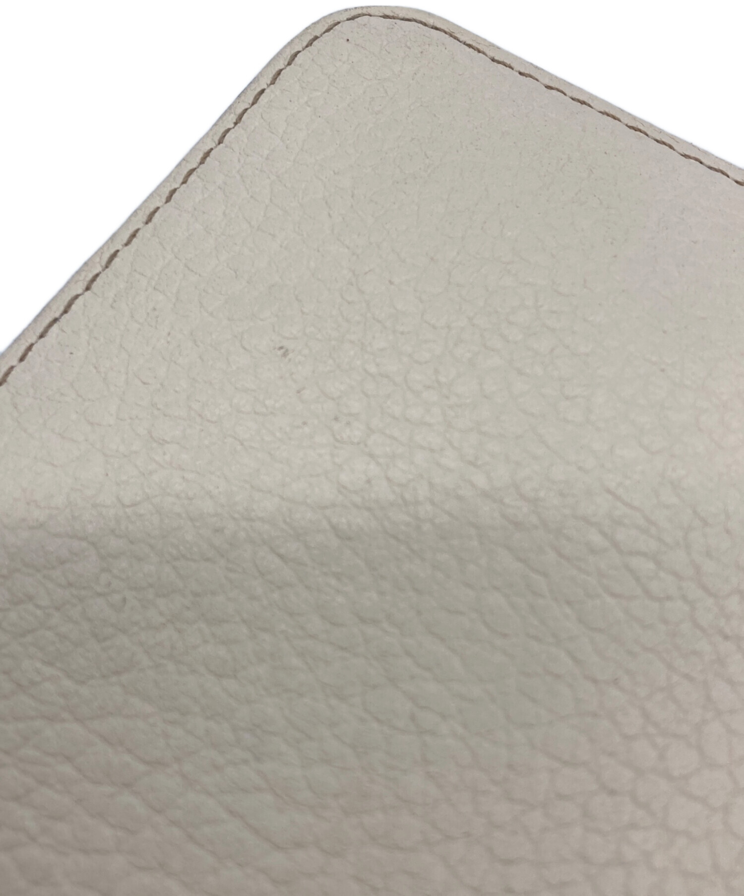 ルイヴィトン ポルトフォイユ・コメットL型ジッピーウォレット クリーム 白系 中古・古着通販】LOUIS VUITTON (ルイ ヴィトン) トリヨン