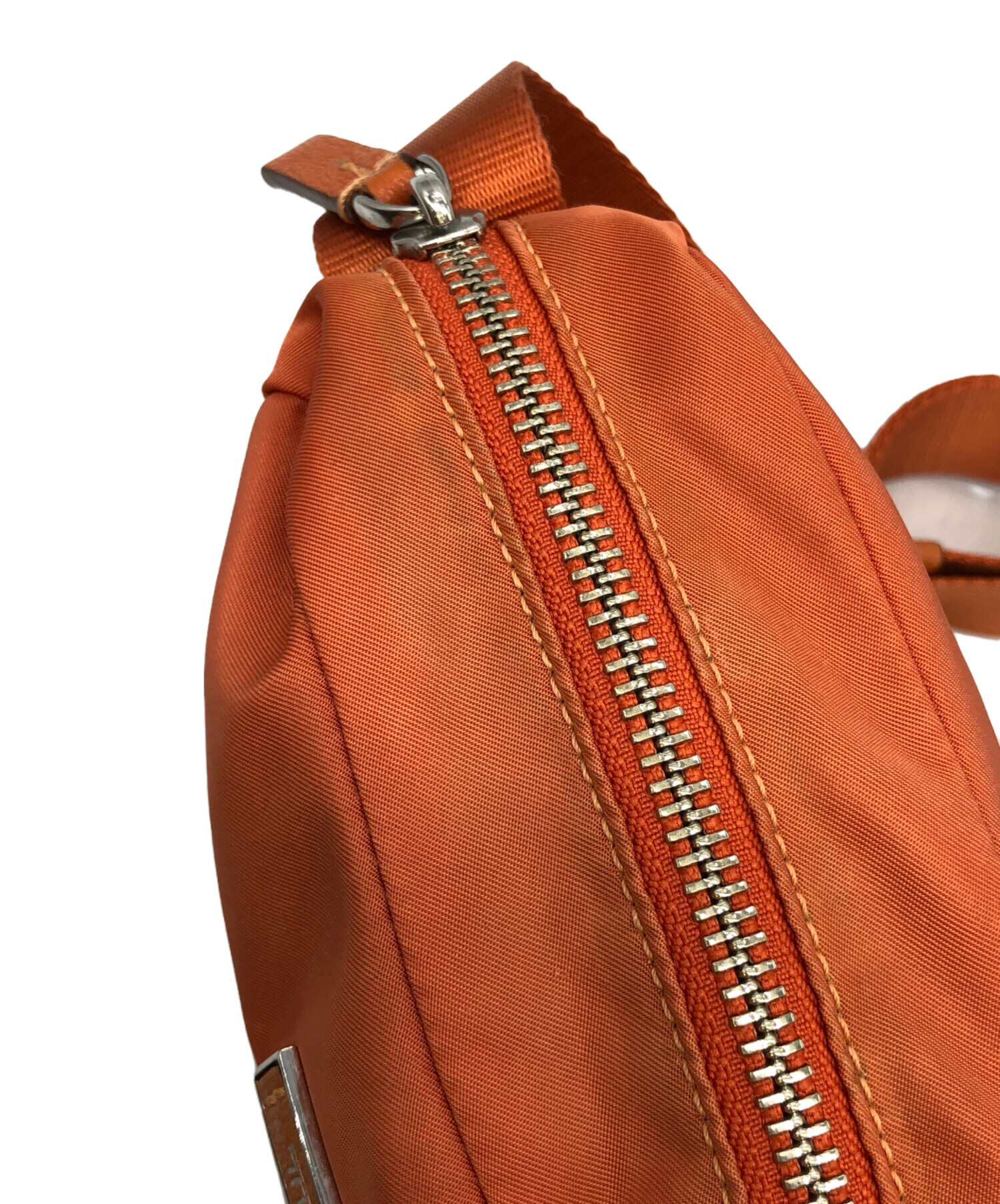 中古・古着通販】TUMI (トゥミ) ショルダーバッグ オレンジ｜ブランド