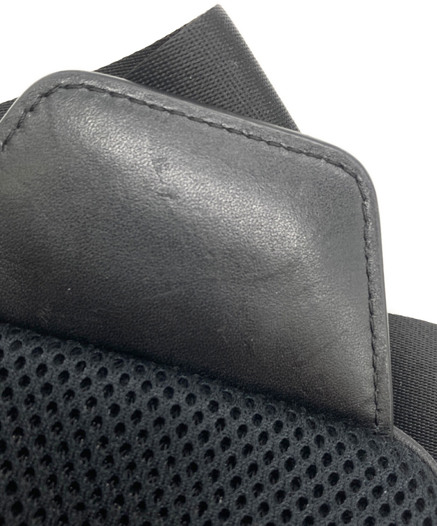 中古・古着通販】COACH (コーチ) レーサー スリングパック ブラウン