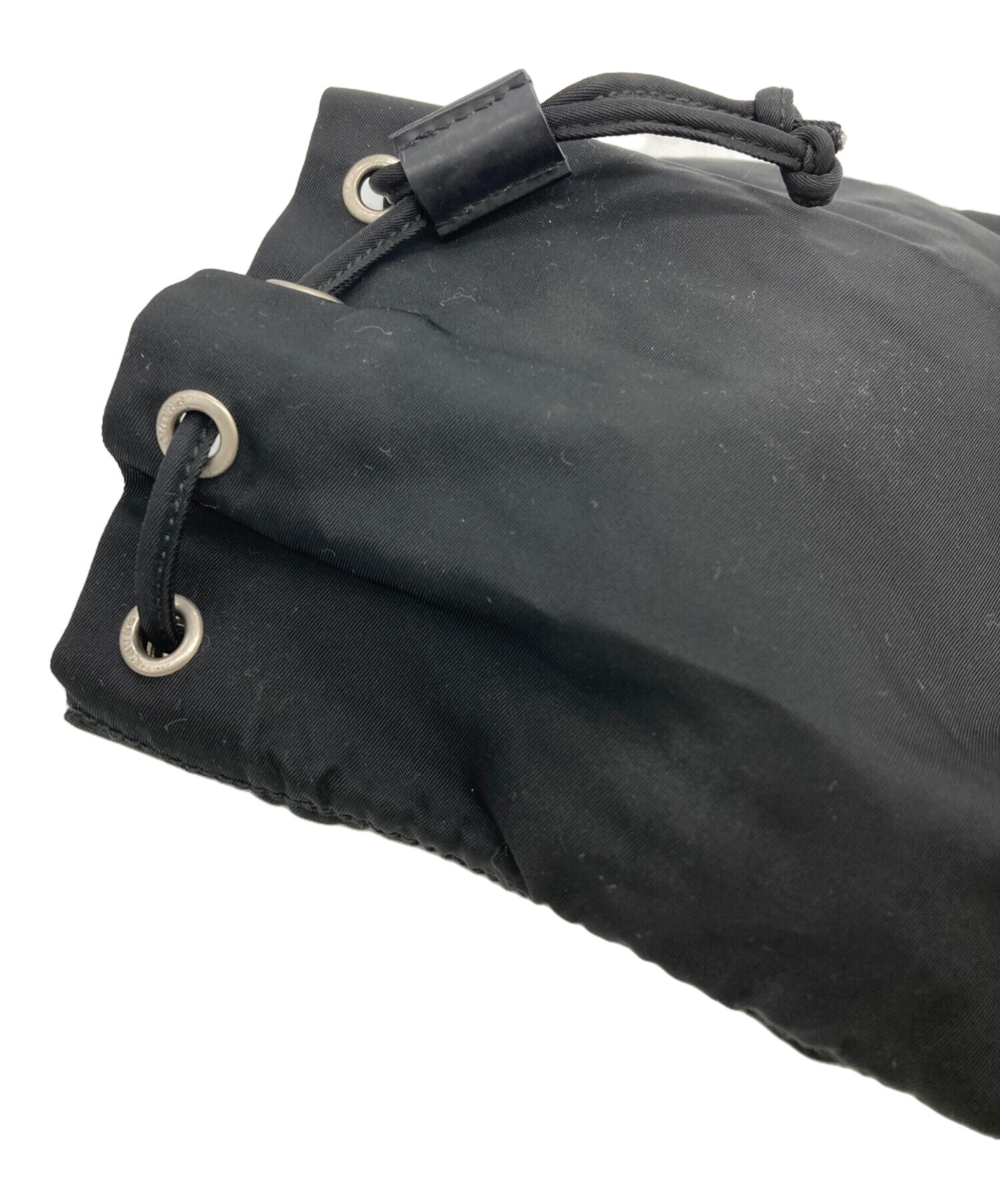 プラダ　ポーチ　きんちゃく 中古・古着通販】PRADA (プラダ) 巾着ポーチ ブラック｜ブランド・古着