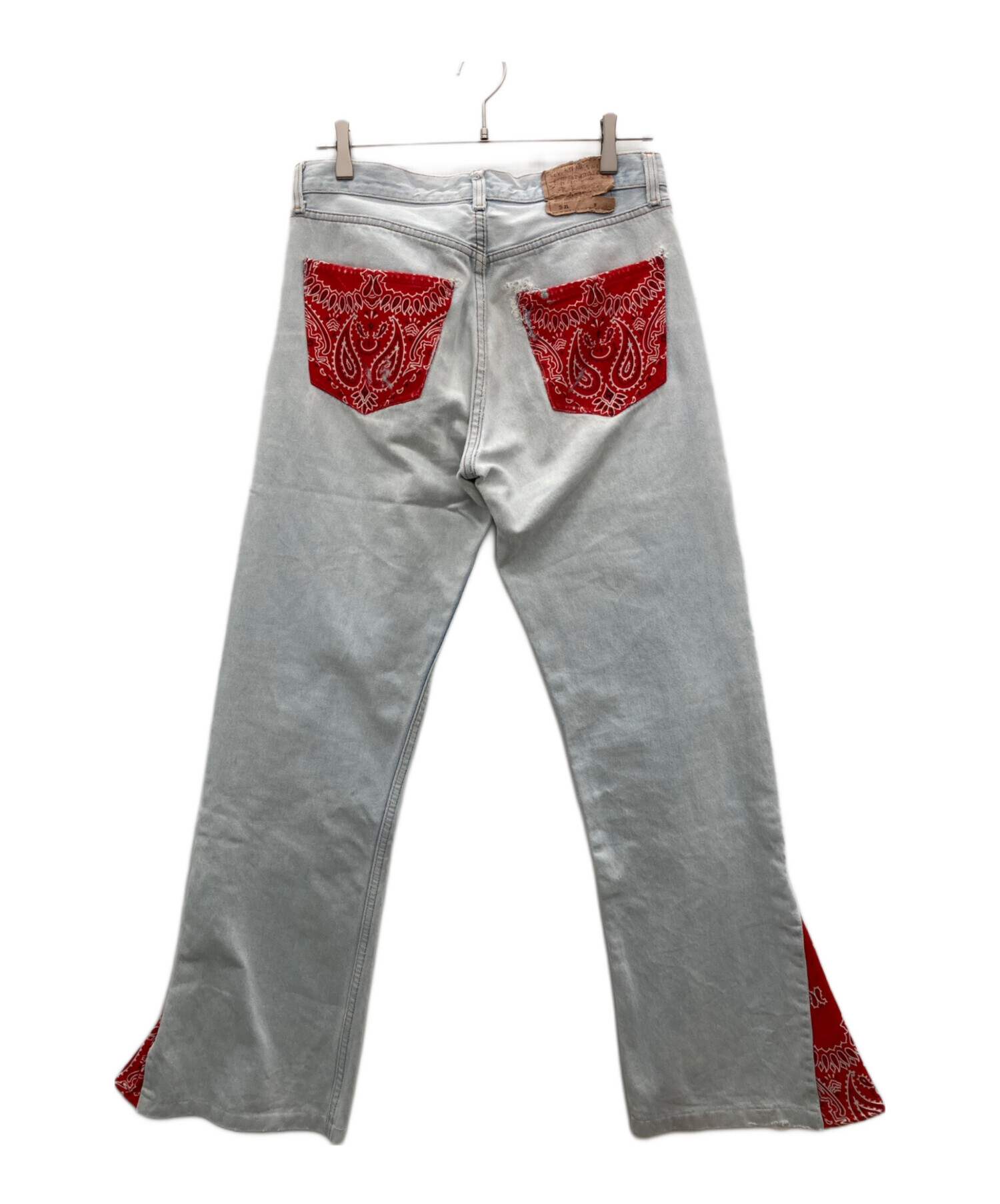 KAWS × Levi's カウズ リーバイス デニムパンツ ジーンズ 32in 中古・古着通販】LEVI'S (リーバイス) デニムパンツ スカイブルー