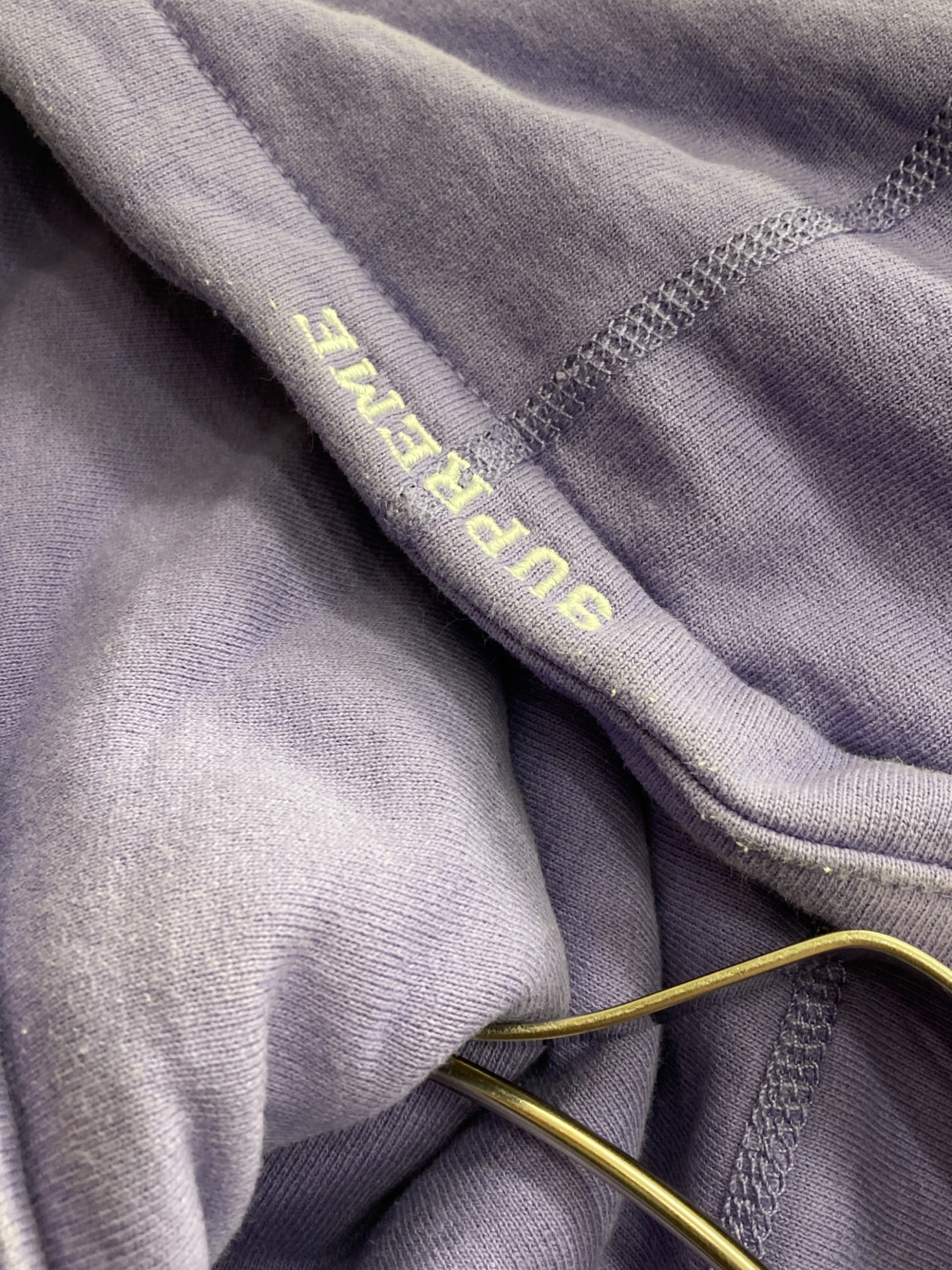 中古・古着通販】Supreme (シュプリーム) パーカー ラベンダー サイズ 