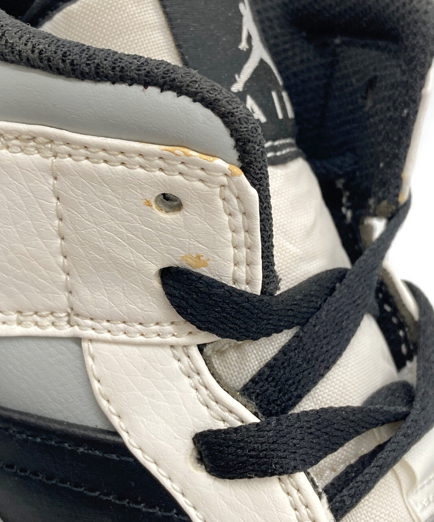 中古・古着通販】NIKE (ナイキ) Air Jordan 1 Mid ホワイトシャドウ 
