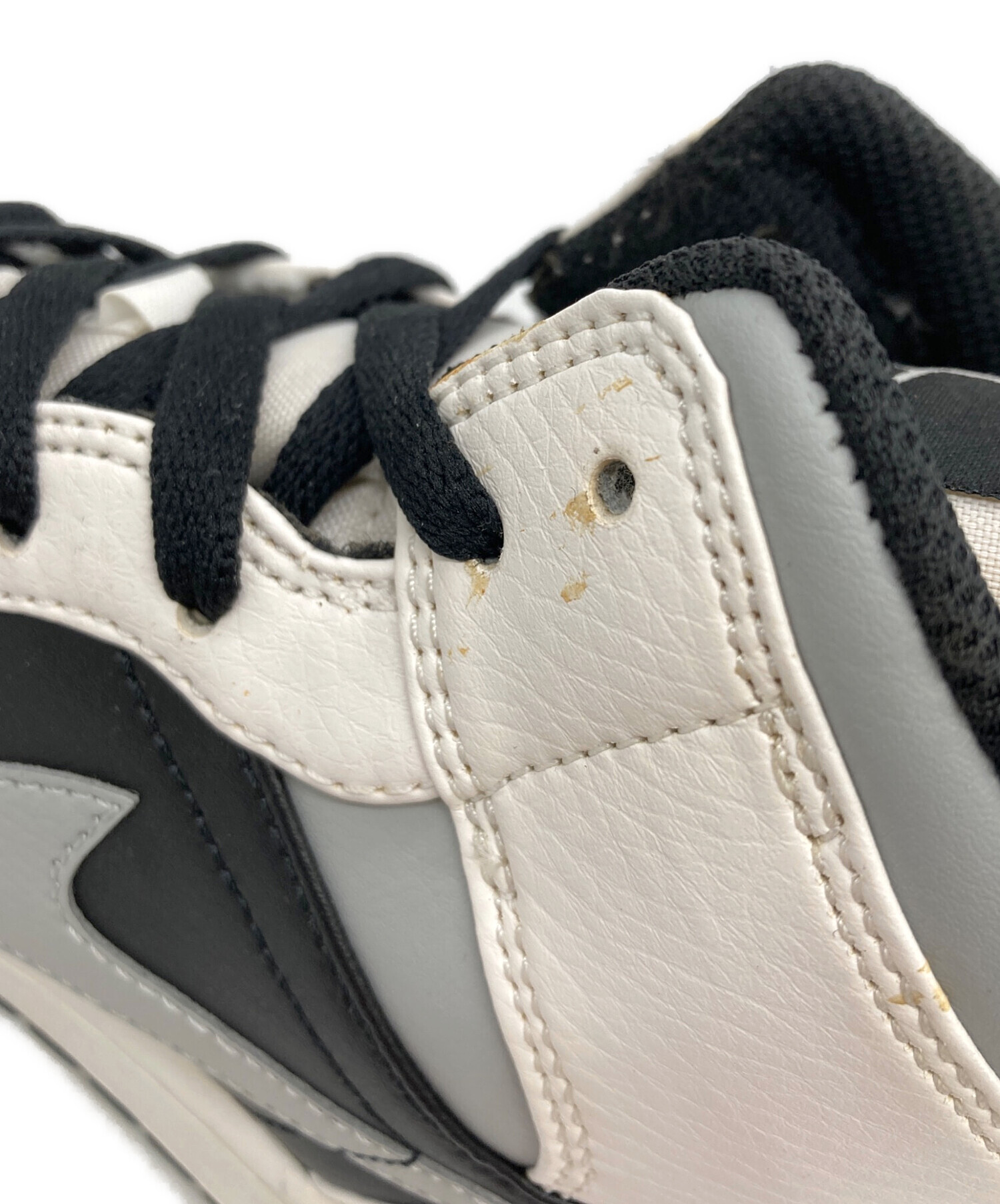 中古・古着通販】NIKE (ナイキ) Air Jordan 1 Mid ホワイトシャドウ 