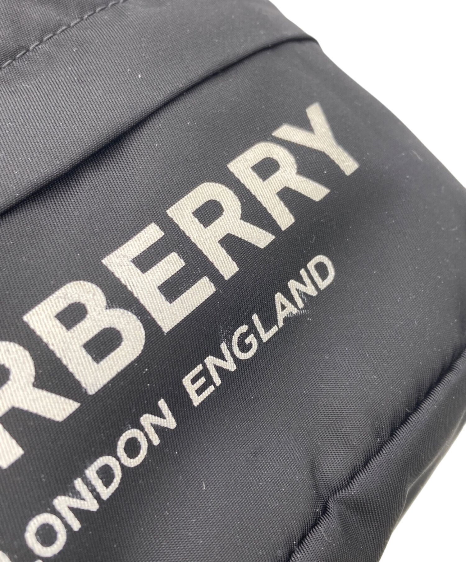 中古・古着通販】BURBERRY (バーバリー) ドローコードポーチ ブラック