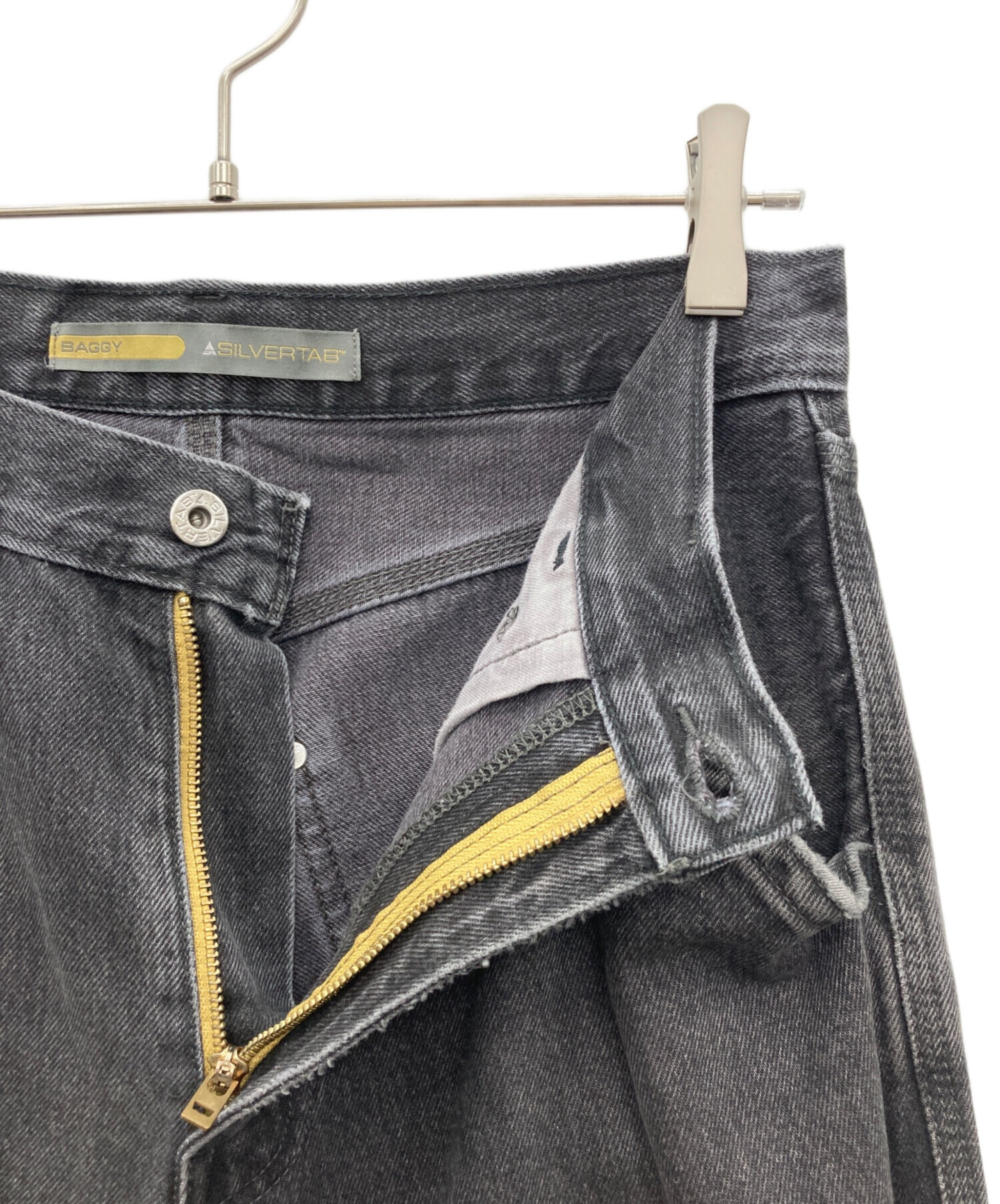 シルバー タブ バギーショーツ Levi s SilverTab 2024 S S バギー