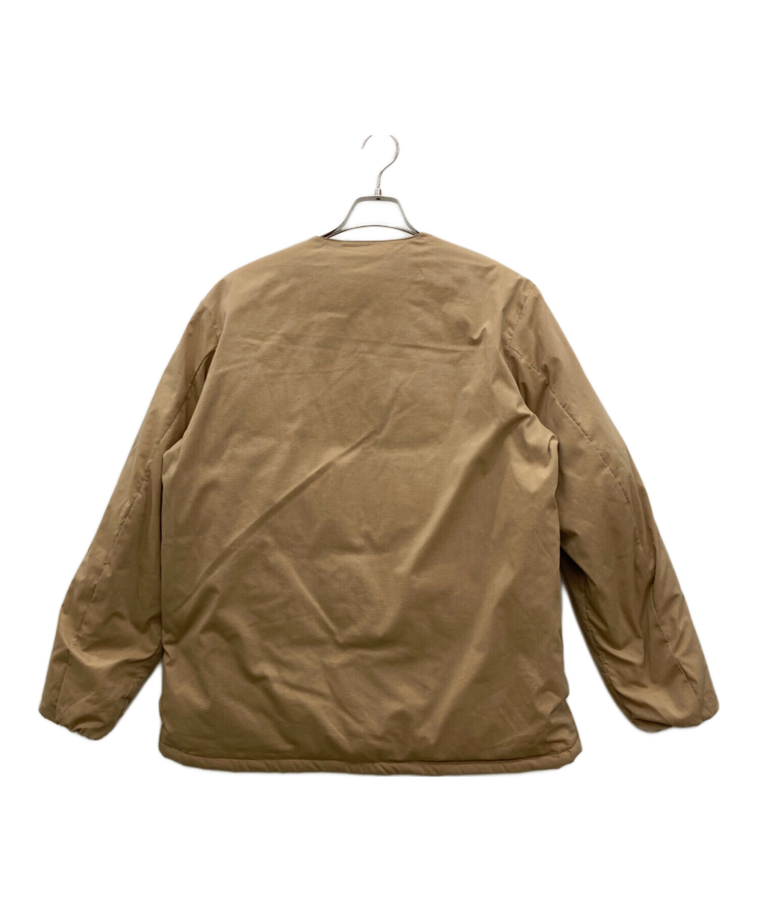 中古・古着通販】NANGA (ナンガ) ノーカラーインナーダウン ベージュ