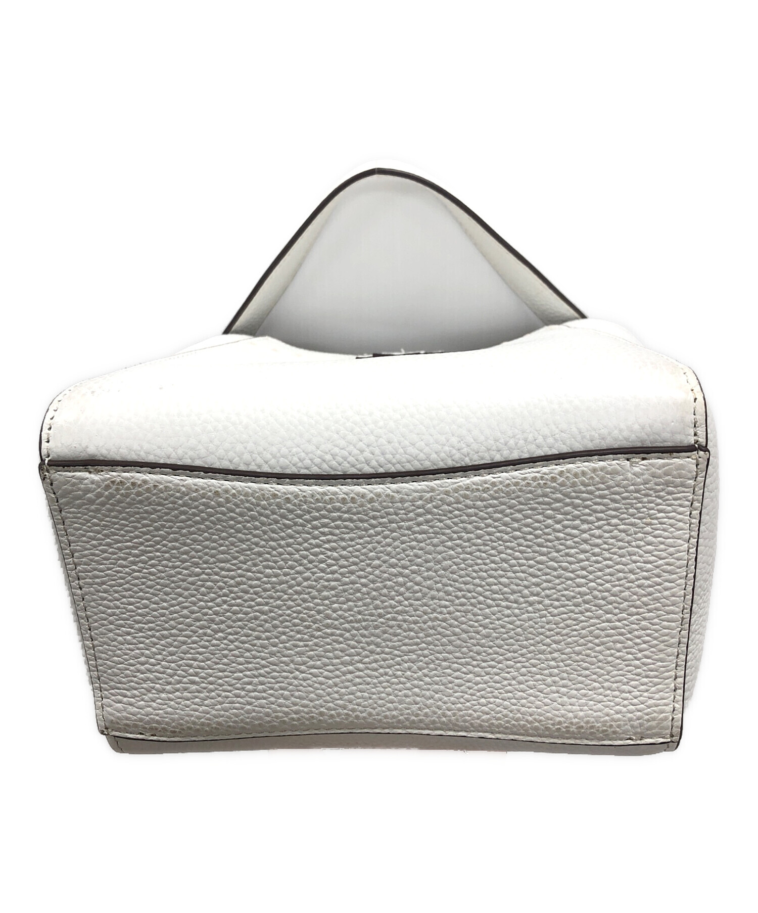 【新品】トリーバーチ バケットバッグ ホワイト 中古・古着通販】TORY BURCH (トリーバーチ) 2WAYバッグ