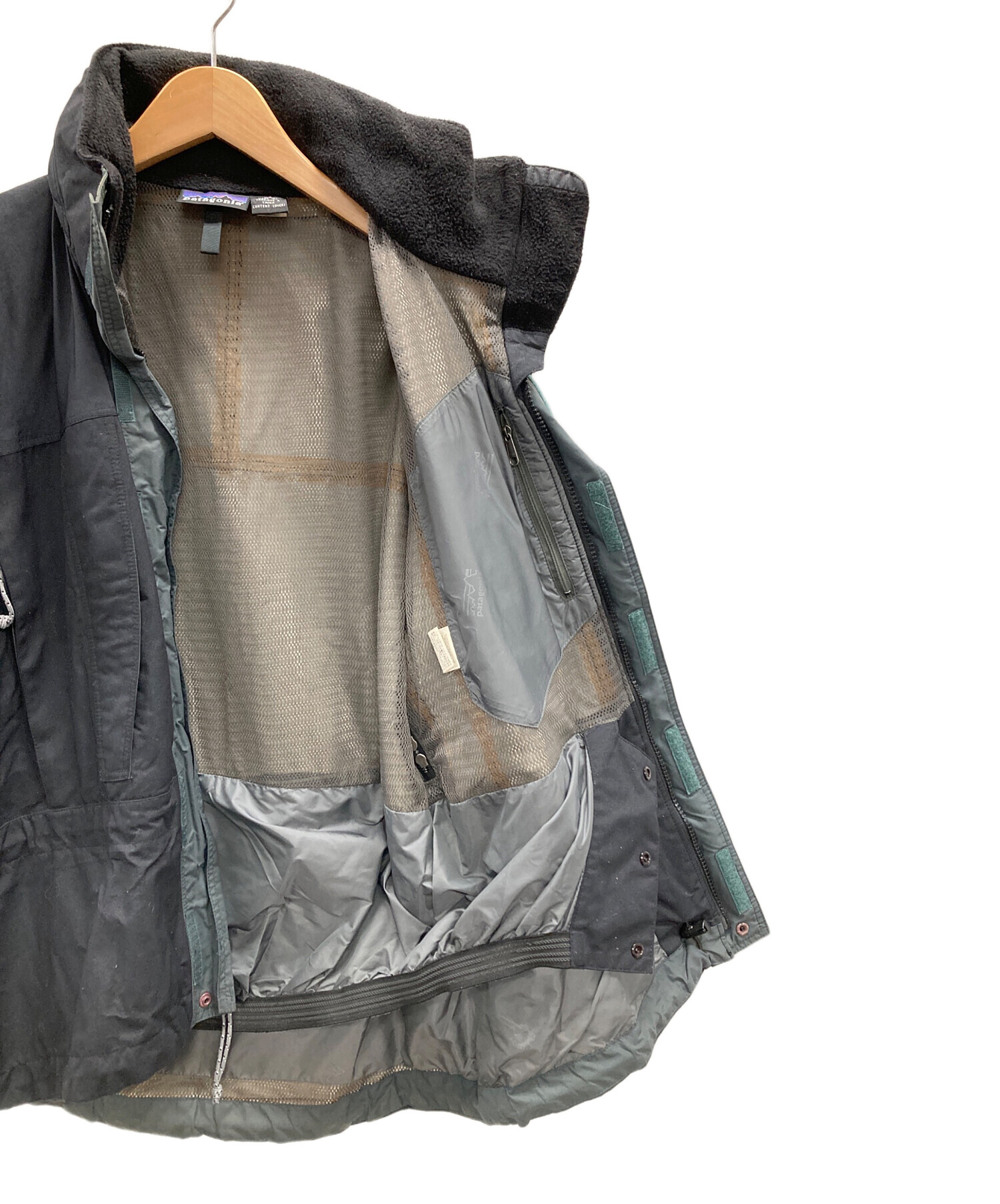中古・古着通販】Patagonia (パタゴニア) マウンテンパーカー ブラック 
