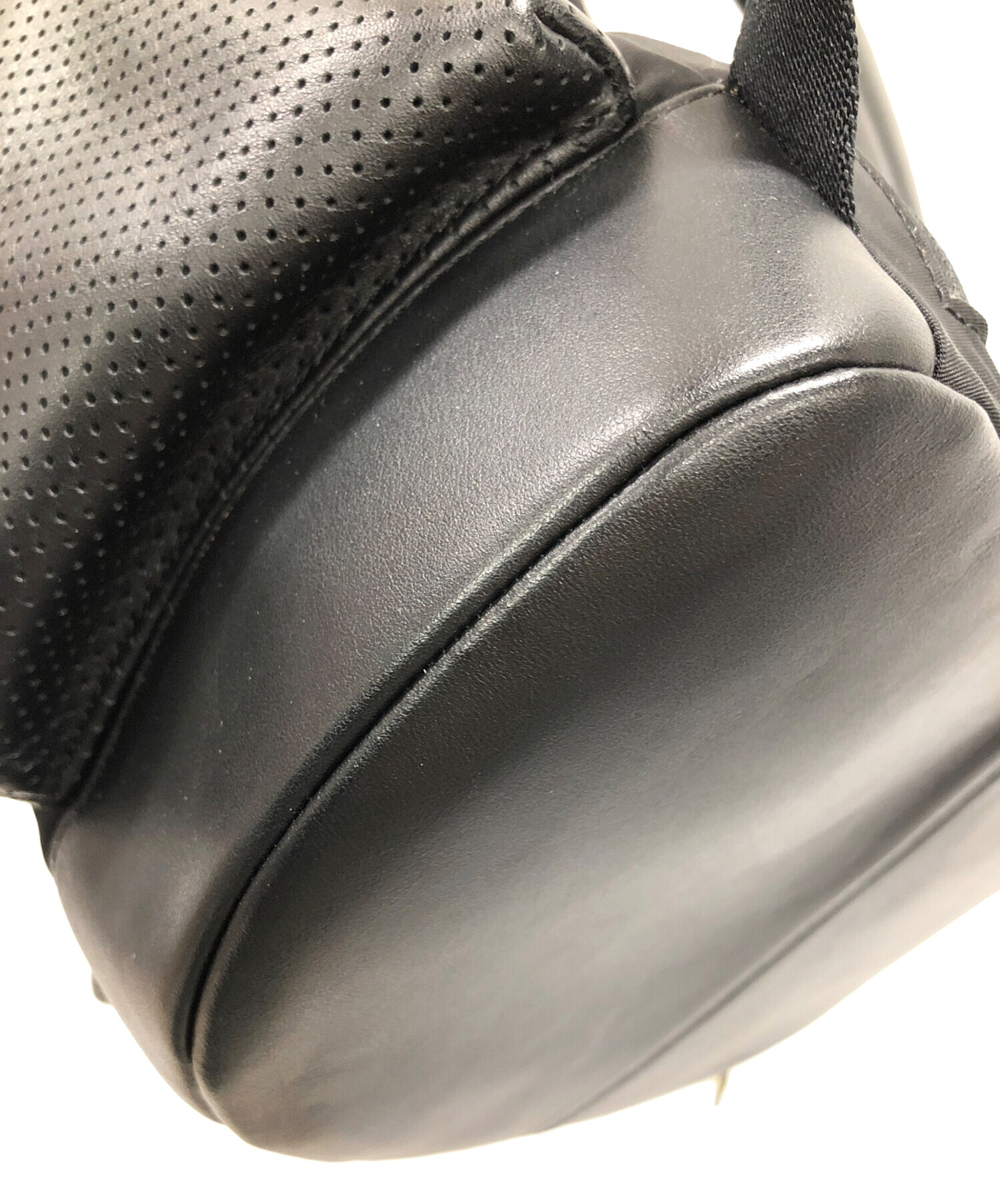 中古・古着通販】COACH (コーチ) リュック パーフォレイテッド バック