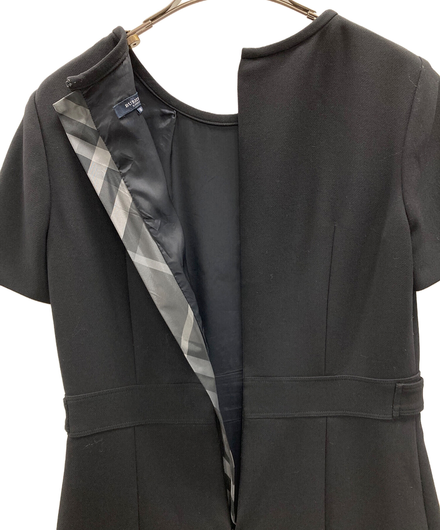 BURBERRY 半袖ワンピース 黒 BURBERRY バーバリー ワンピース 半袖 ウール/シルク混 ブランド
