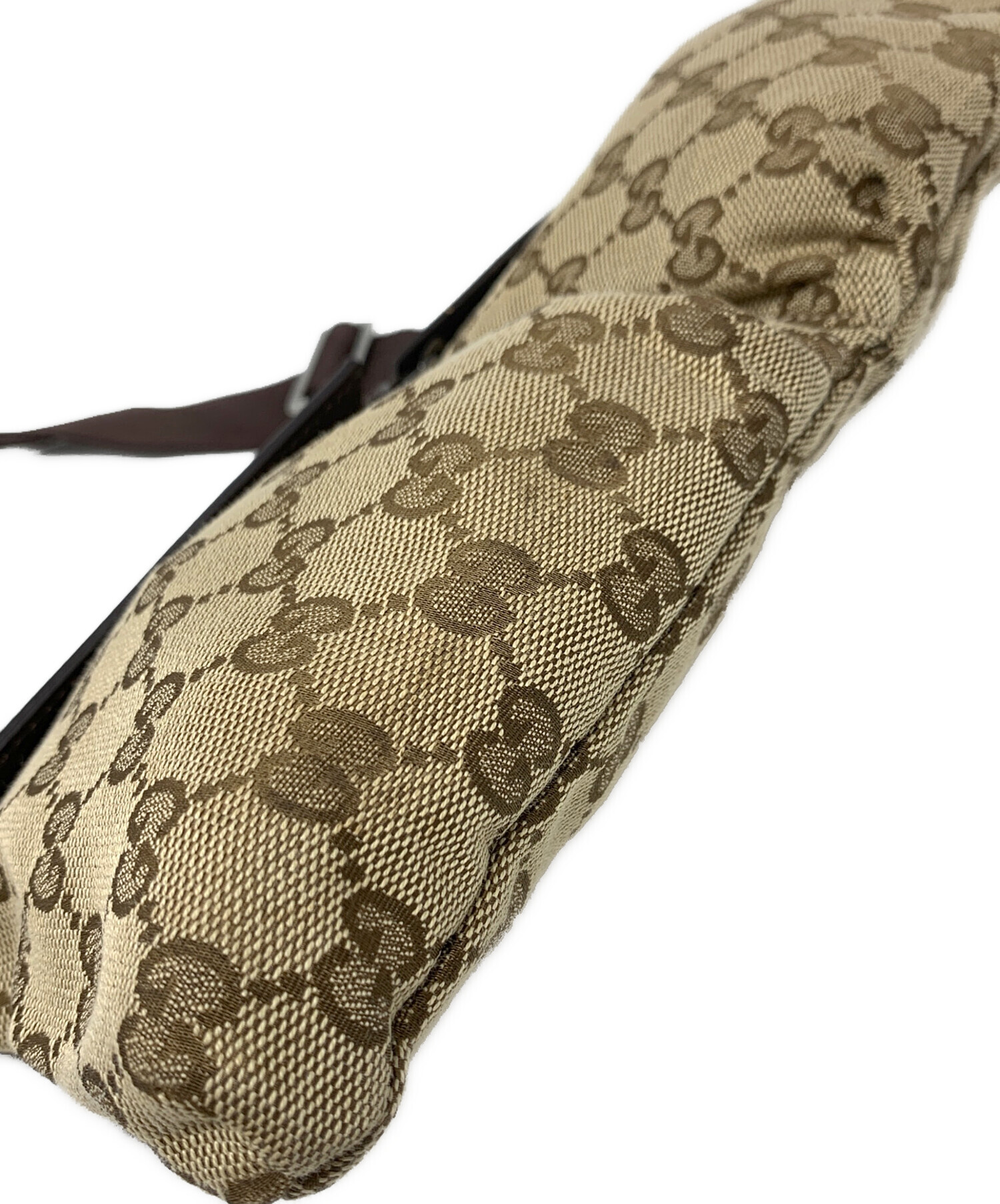 【値下げ★美品・中古】GUCCI グッチ ボディバッグ　ウエストバッグ 中古・古着通販】GUCCI (グッチ) ウエストポーチ ボディバッグ GG