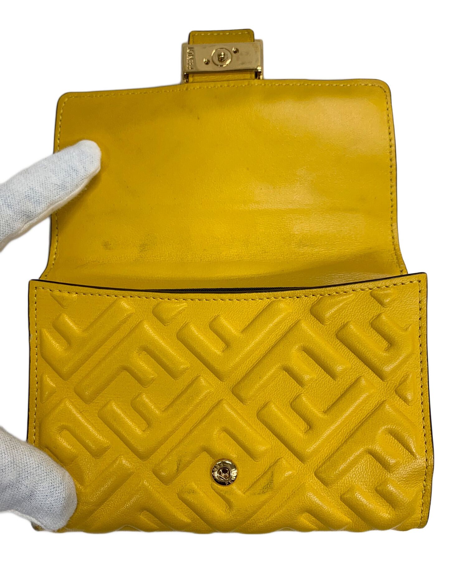 中古・古着通販】FENDI (フェンディ) 二つ折り財布 ミディアム