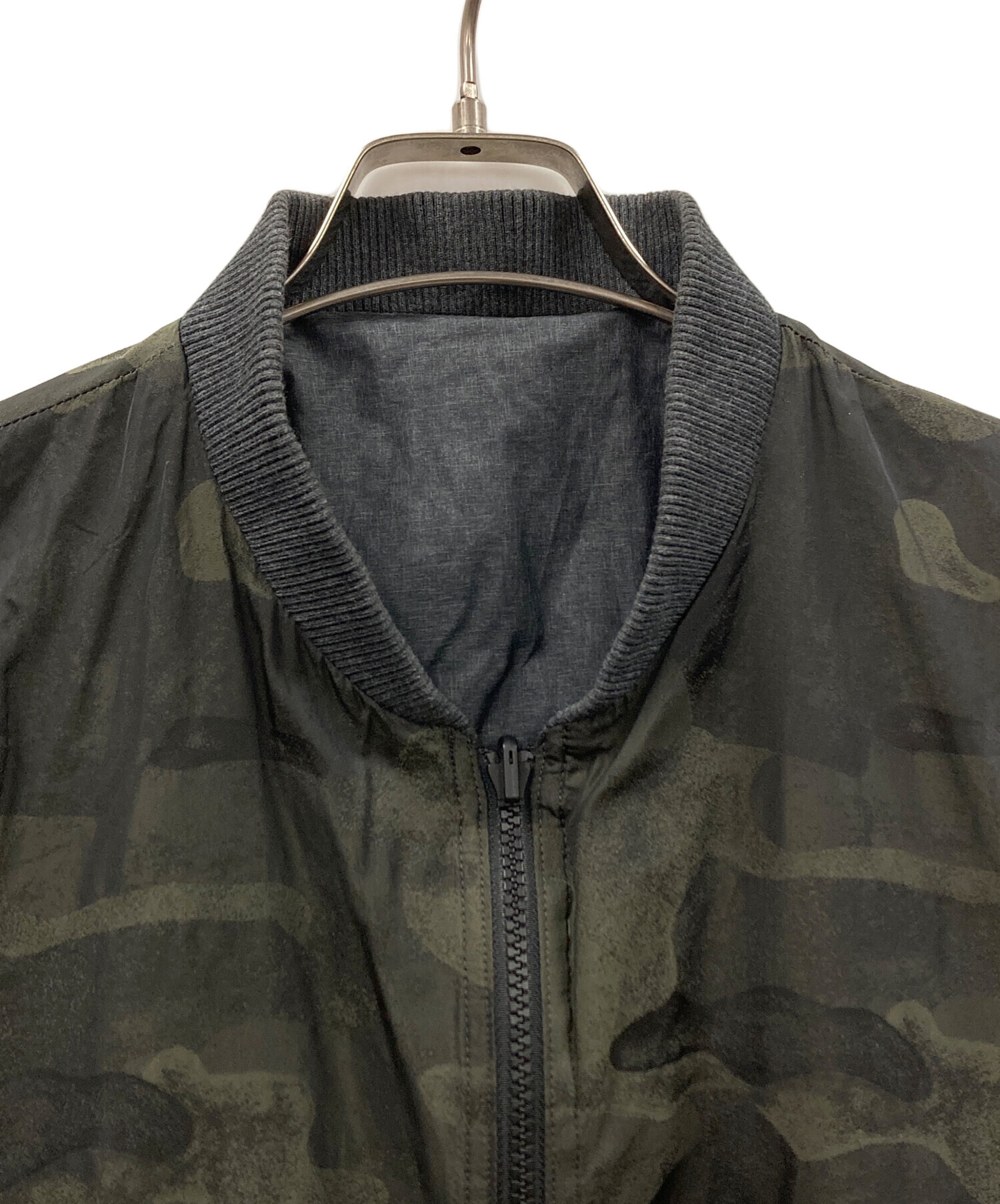 希少サイズ4 TATRAS ブルゾン　リバーシブル　カモ柄　ナイロン　グレー 中古・古着通販】TATRAS (タトラス) リバーシブルブルゾン ジャケット