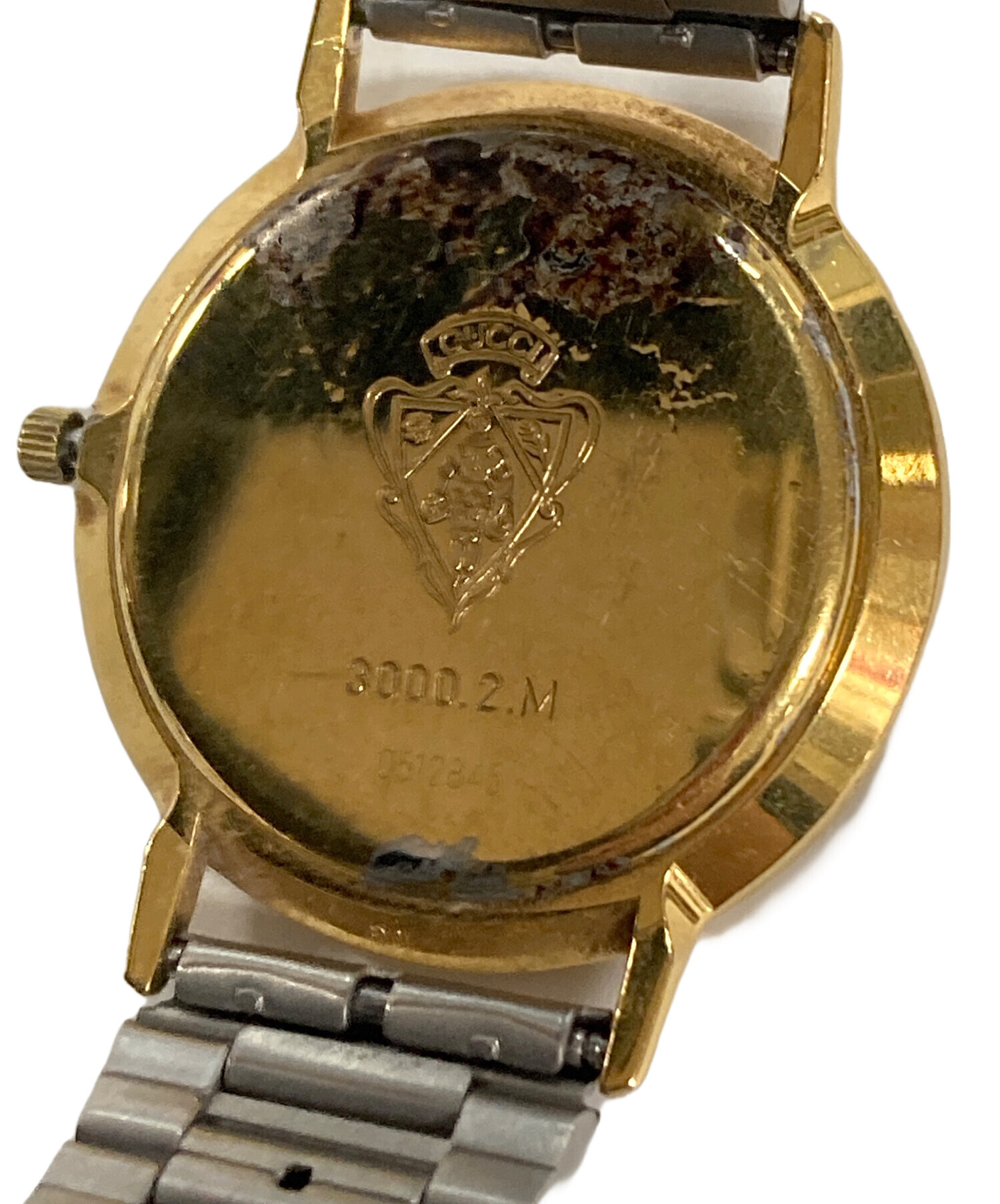 中古・古着通販】GUCCI (グッチ) 腕時計 クォーツ ブラック×ゴールド