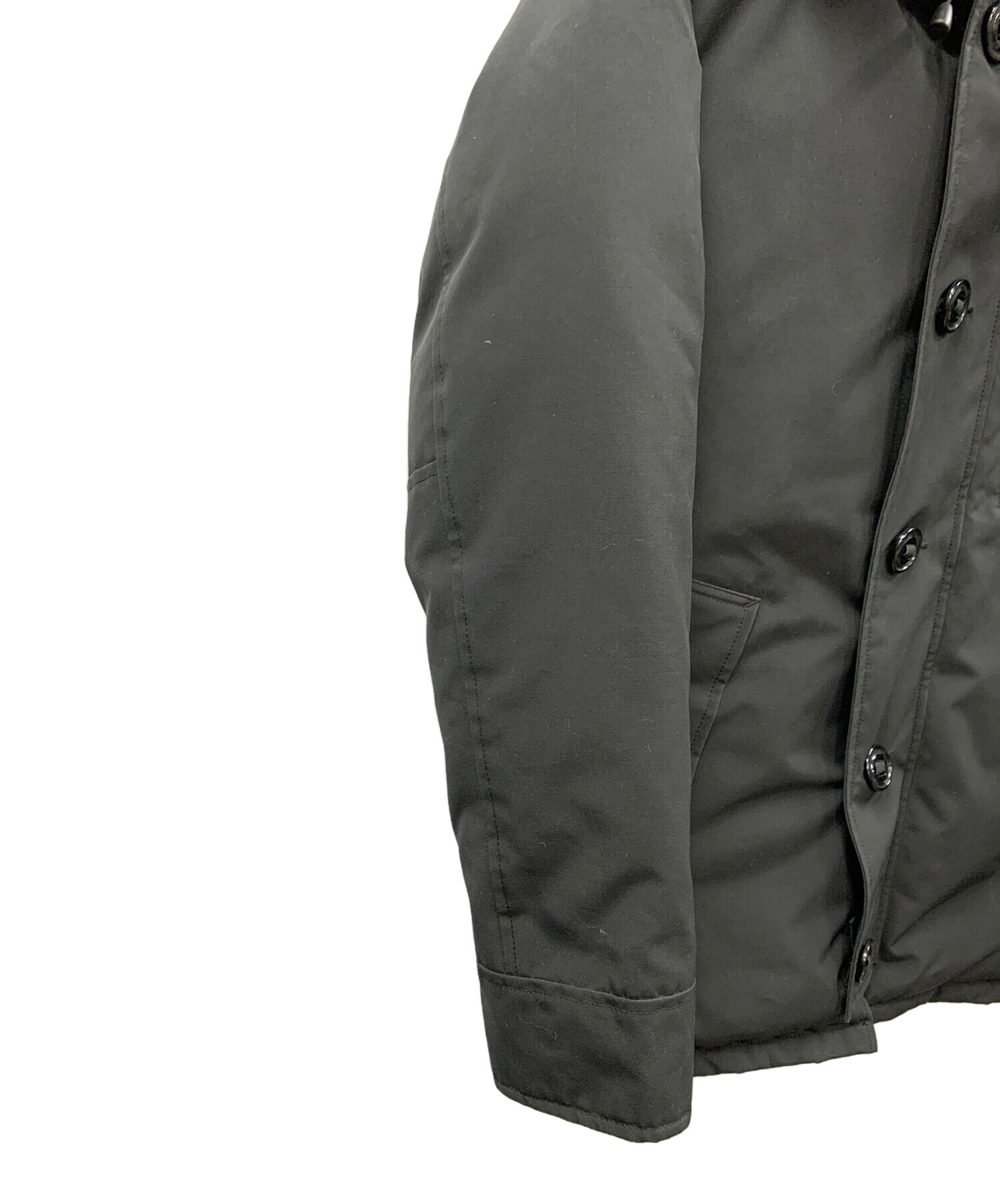   ブラック 6830M 未使用品 カナダグース カナダグース ダウンジャケット メンズ CANADA GOOSE アウター 防寒