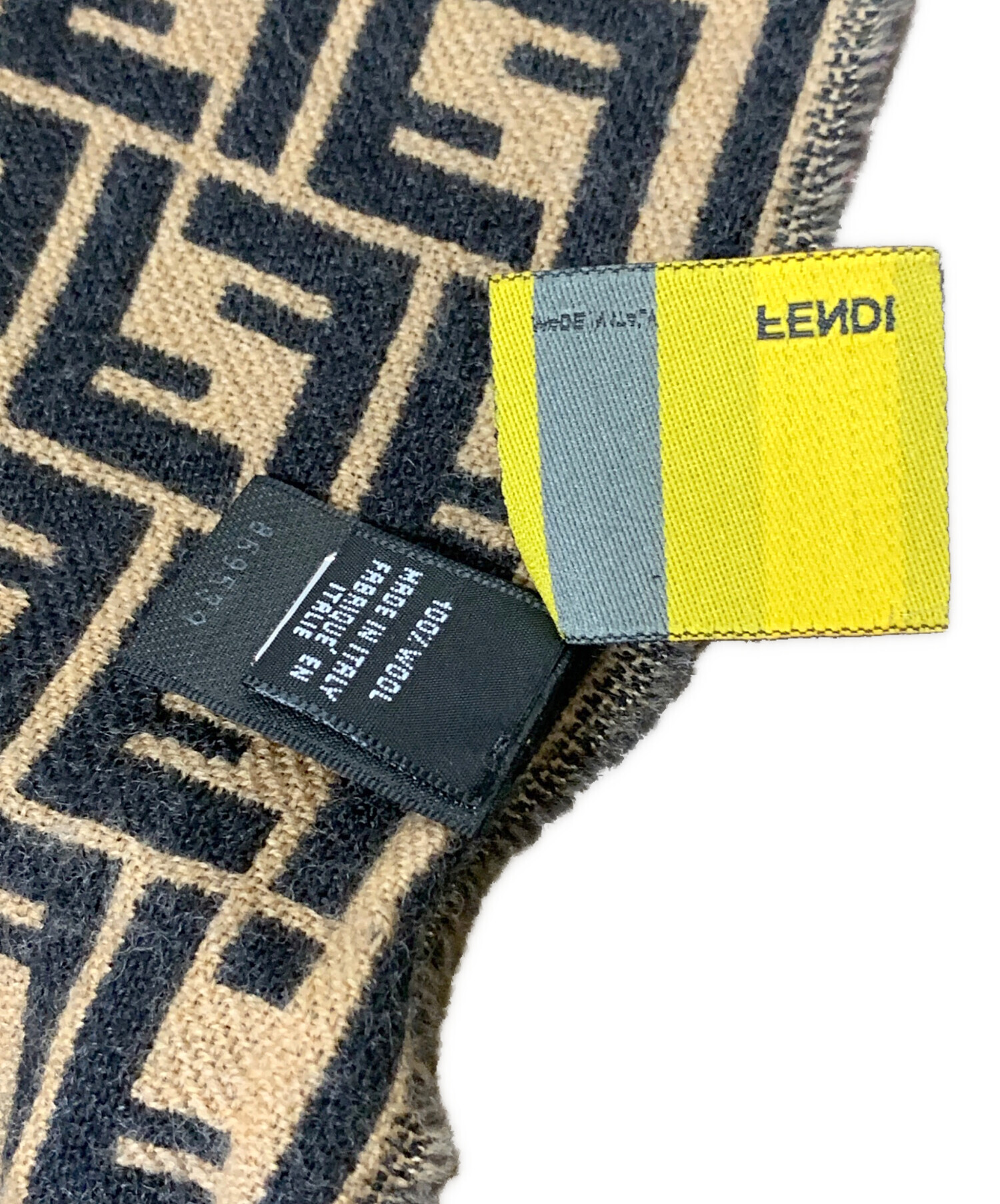 専用ですFendi マフラー 黒とベージュ 中古・古着通販】FENDI (フェンディ) マフラー ベージュ サイズ:実寸
