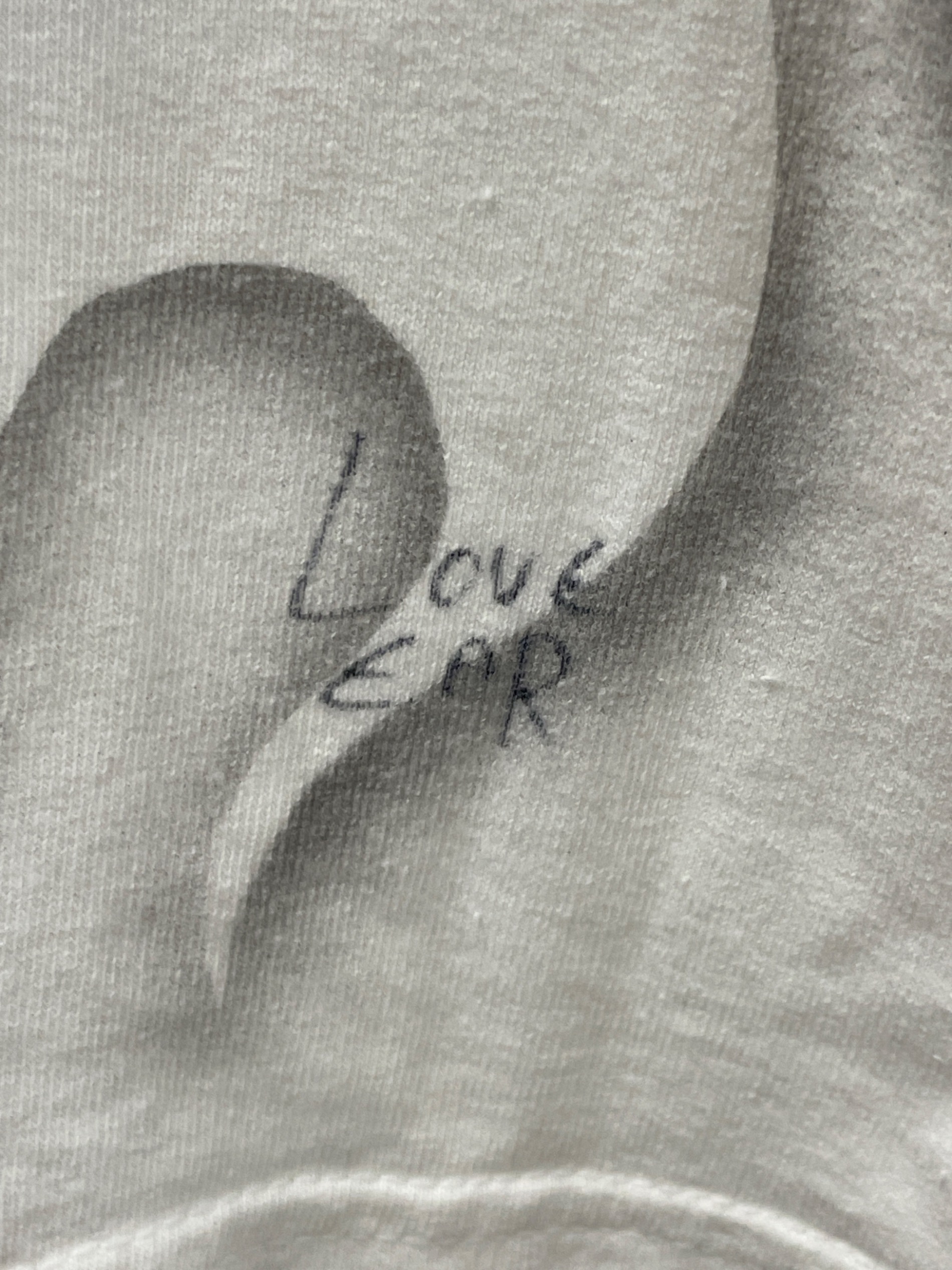 中古・古着通販】love ear art (ラブイヤーアート) プリントTシャツ