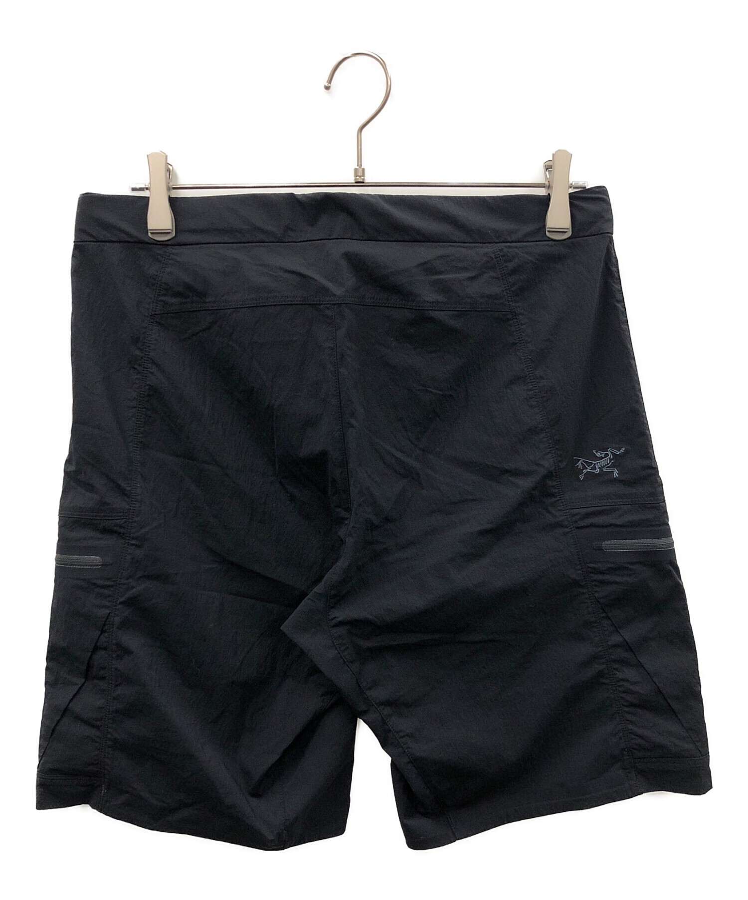 アークテリクス　ナイロンショートパンツ 中古・古着通販】ARC'TERYX (アークテリクス) ナイロンショートパンツ