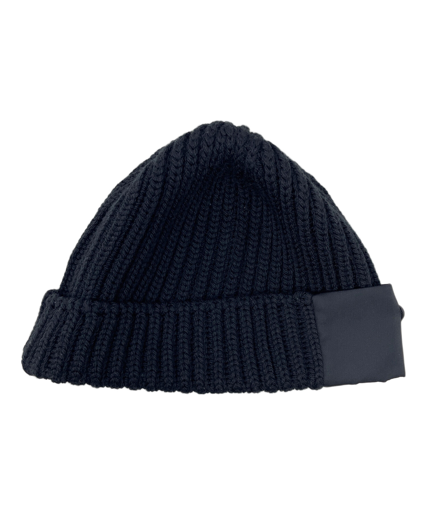 中古・古着通販】PRADA (プラダ) ロゴプレート ニット帽 Re-Nylon