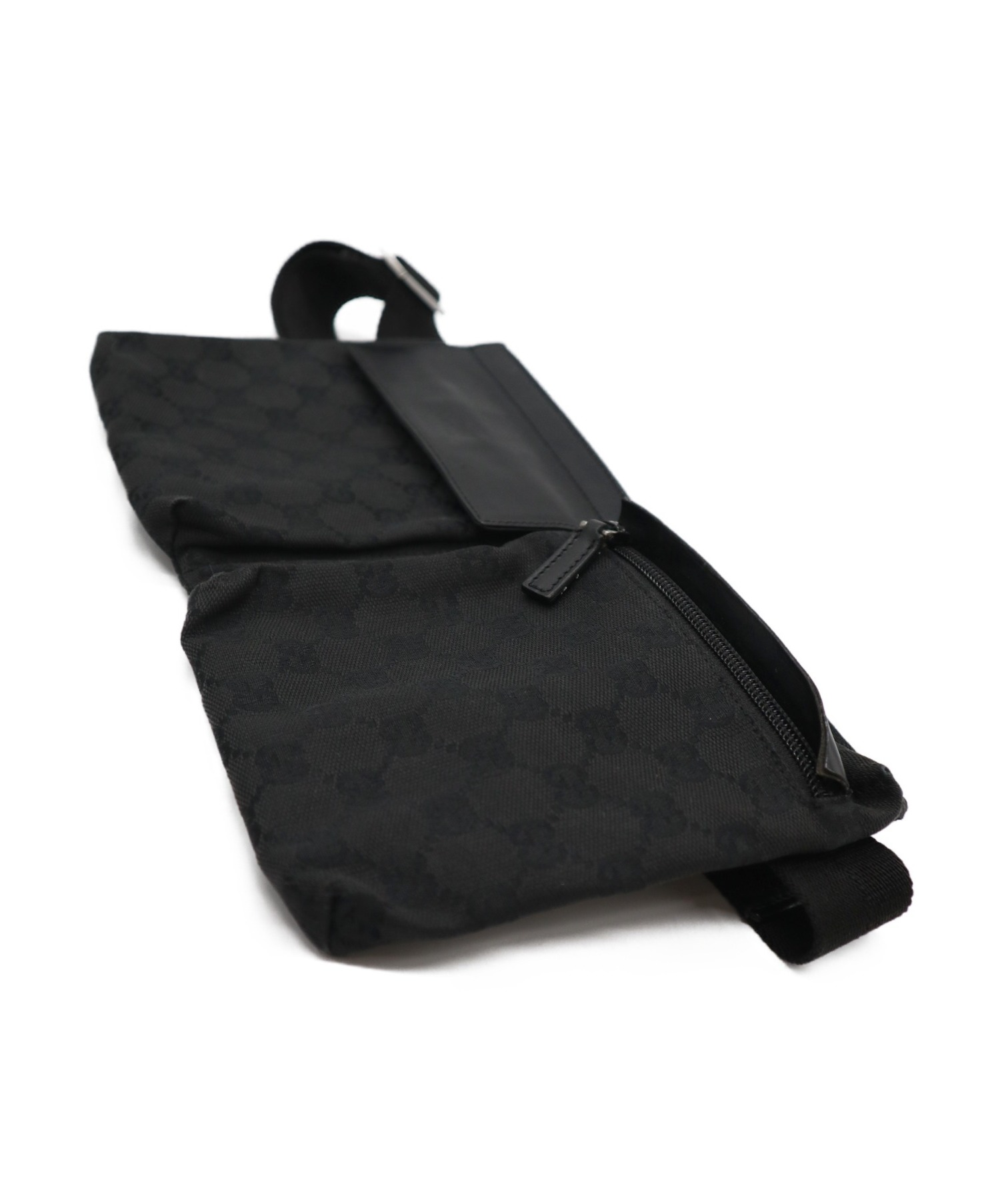 中古・古着通販】GUCCI (グッチ) GG柄ウエストバッグ ブラック 28566