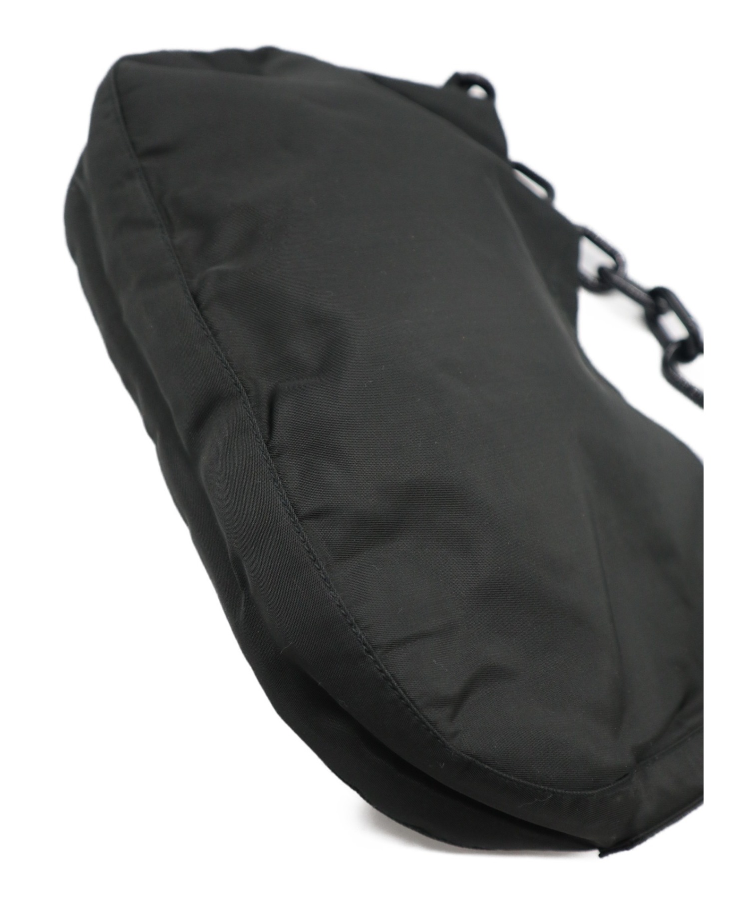 楽一番公式アカウント04 様PRADA チェーン ショルダーバッグ ブラック 中古・古着通販】PRADA (プラダ) チェーンショルダーバッグ ブラック