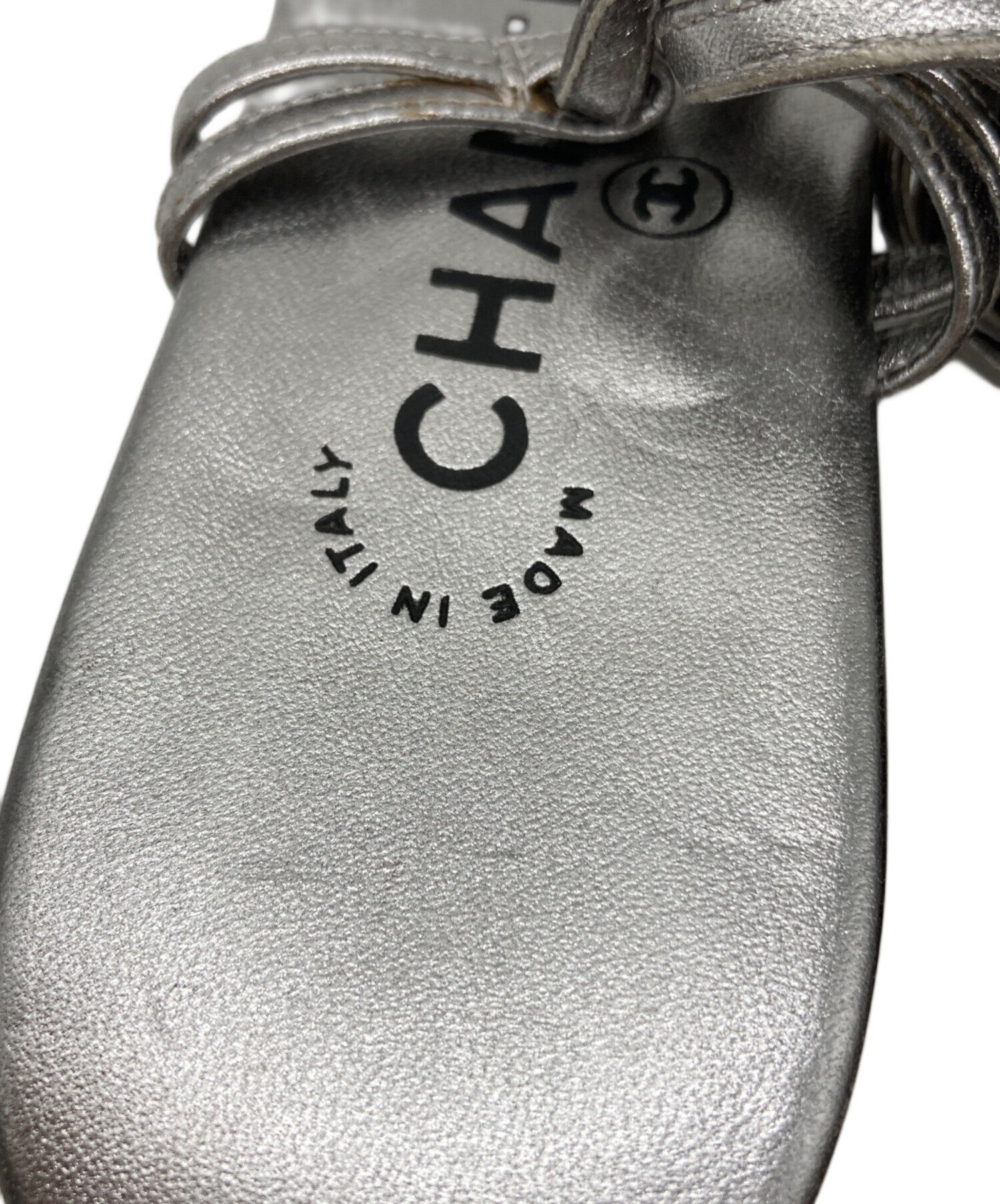 未使用品　Chandeal（C75)　7391、（c65）7213 Chanel Imperial Eagle Clutch - White Clutches, Handbags