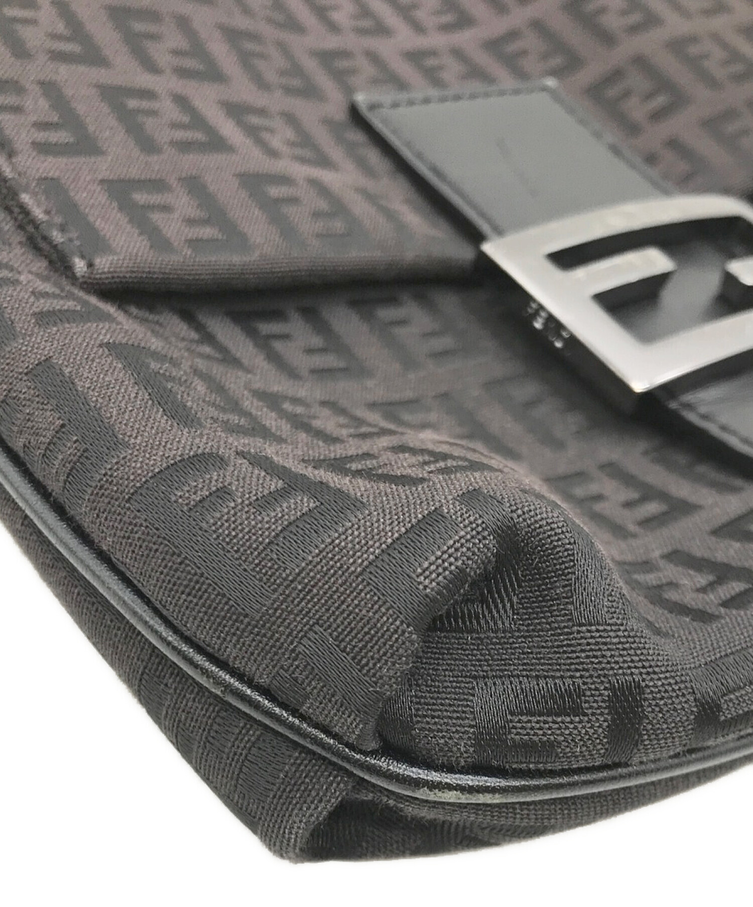 中古・古着通販】FENDI (フェンディ) ズッキーノ カムセポシェット 