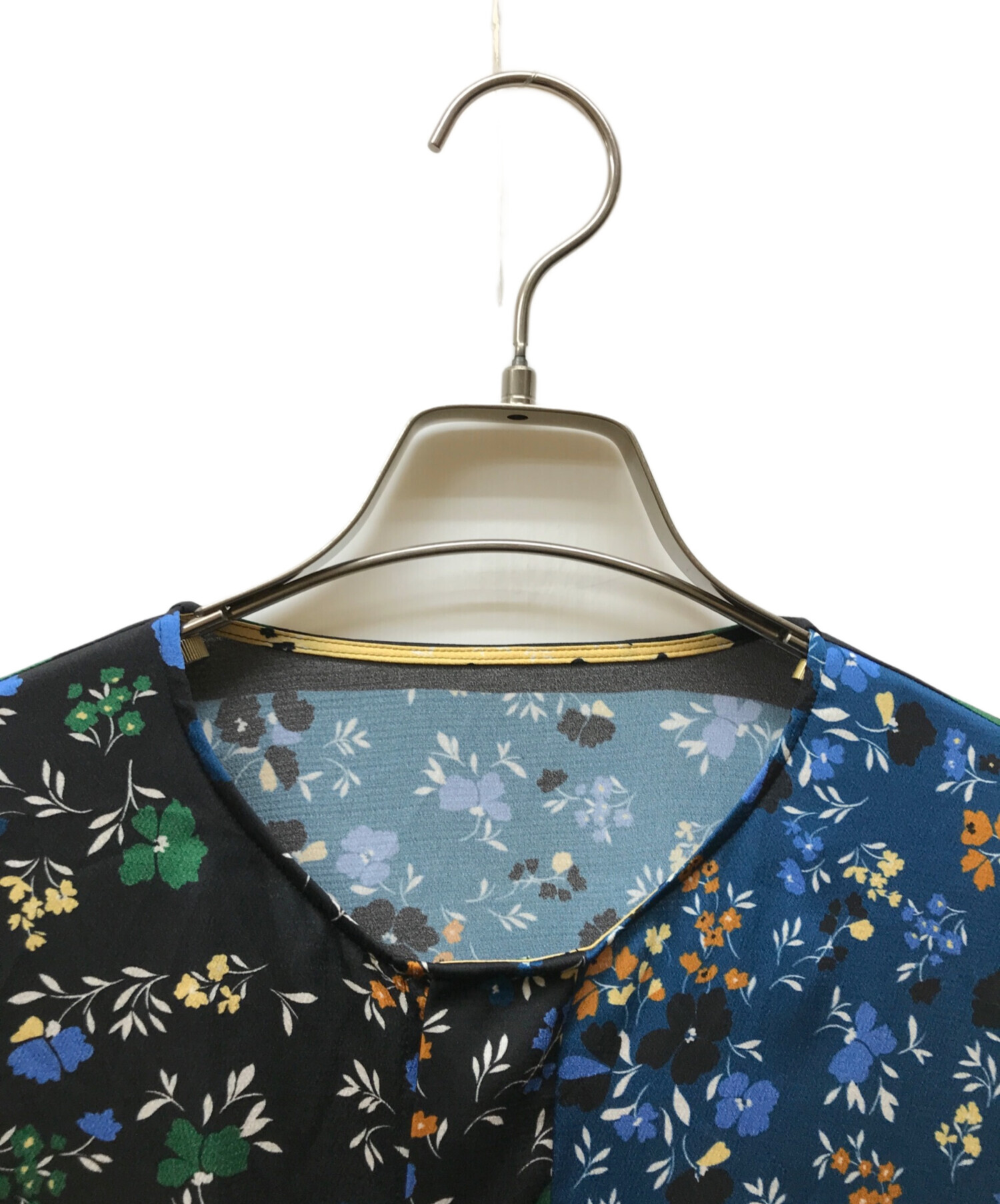 中古・古着通販】MACPHEE (マカフィー) フラワースカーフプリント