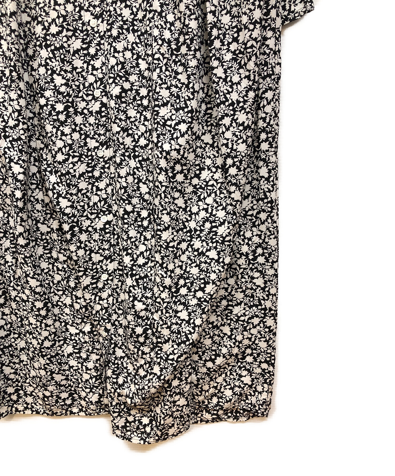 かぐれ　モノトーンプリントワンピース　サイズ1 美品】かぐれ モノトーンプリントワンピース サイズ1